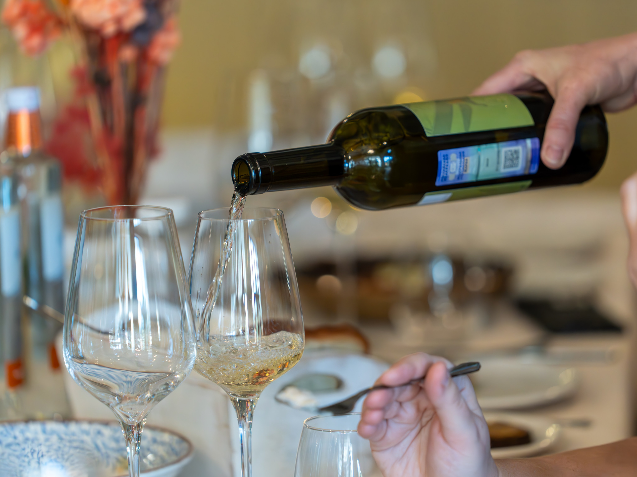 Литературная мастерская с Ольгой Шутовой в «Винотеррии». Репортажный фотограф в Красной Поляне и Сочи Павлюченко Екатерина