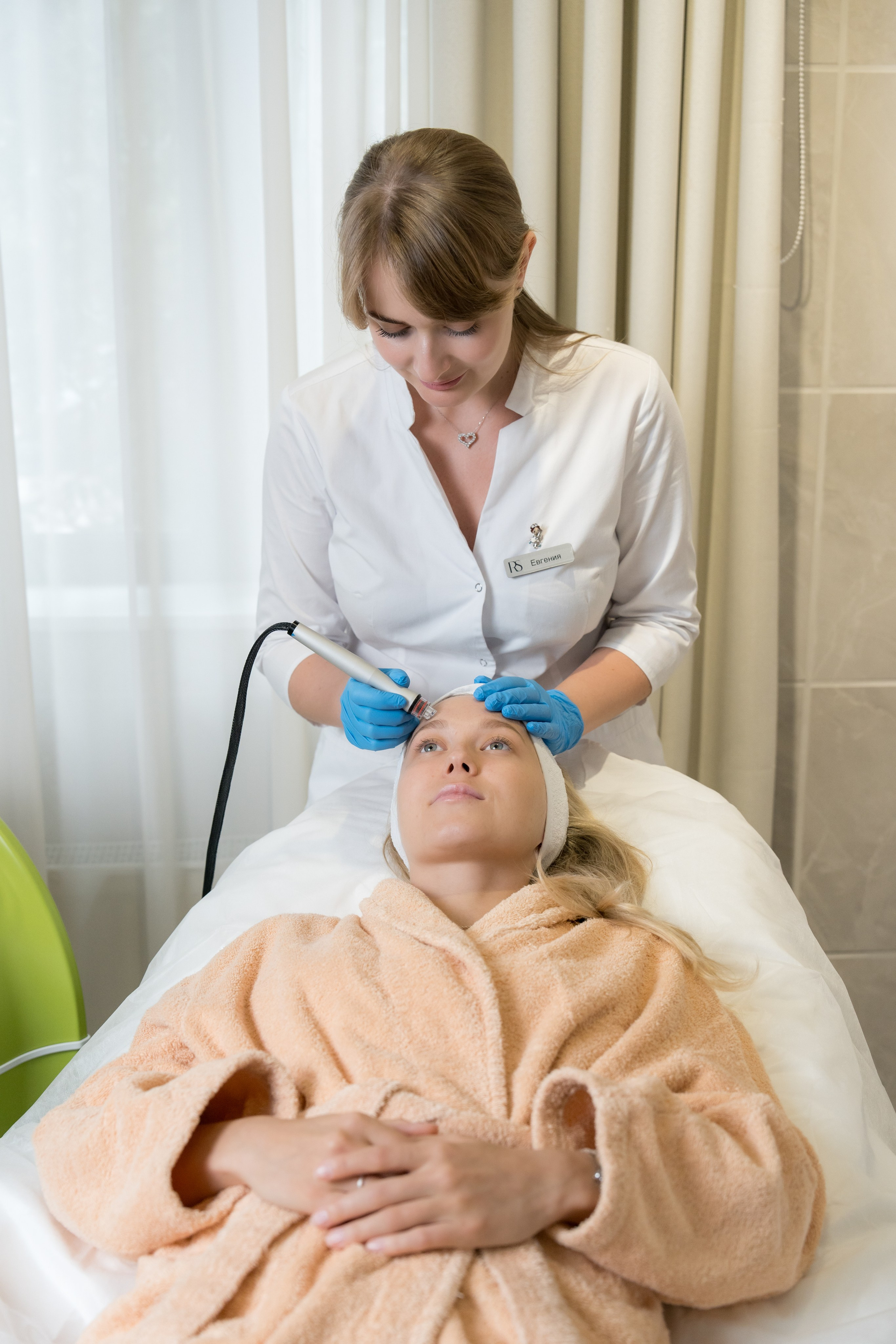 Контент съемка для медицинского центра в отеле Rosa Springs. Репортажный фотограф в Красной Поляне и Сочи Павлюченко Екатерина