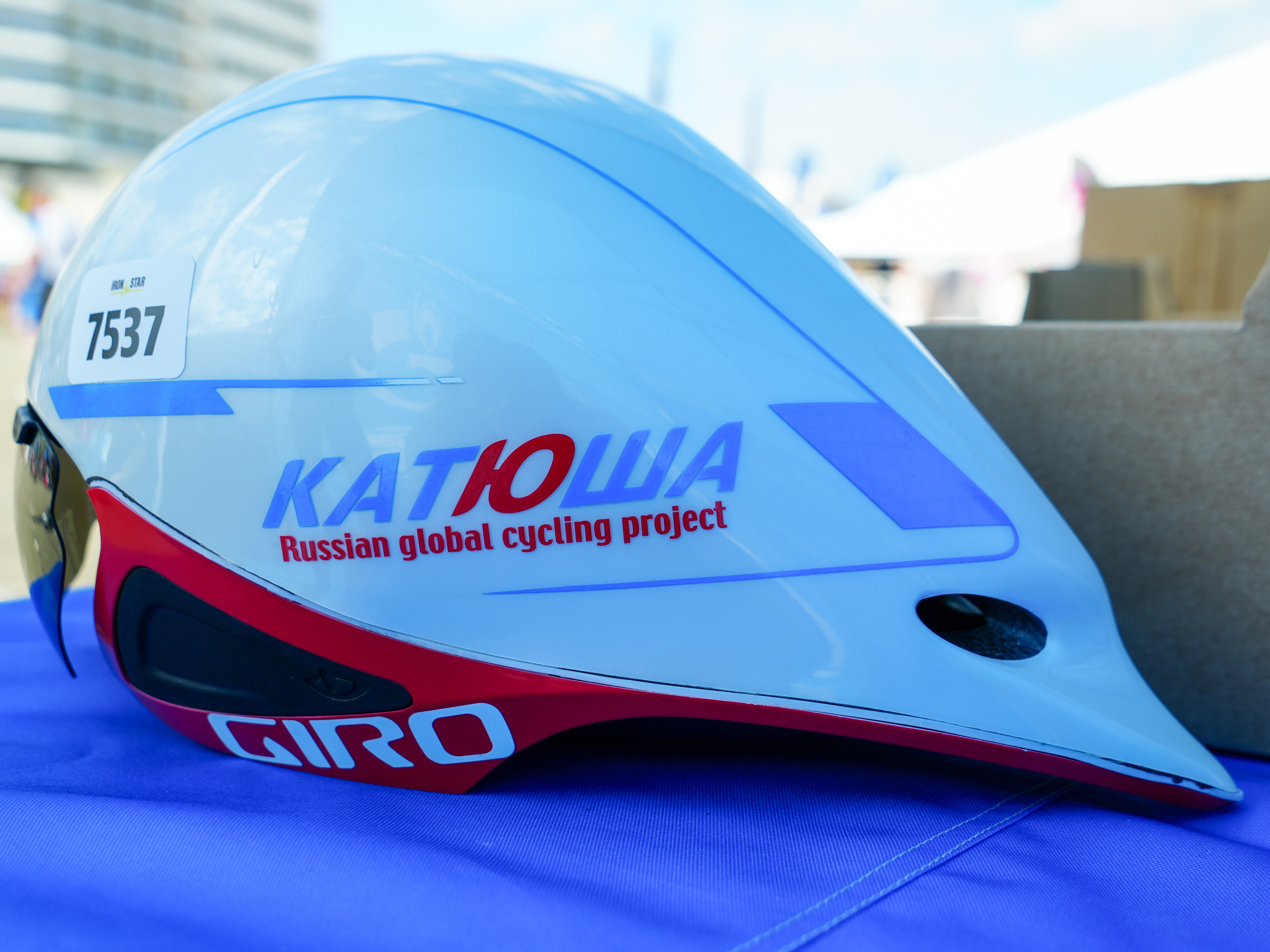 Фотоотчет партнерской интеграции для компании TELE2 на фестивале Ironstar. Репортажный фотограф в Красной Поляне и Сочи Павлюченко Екатерина