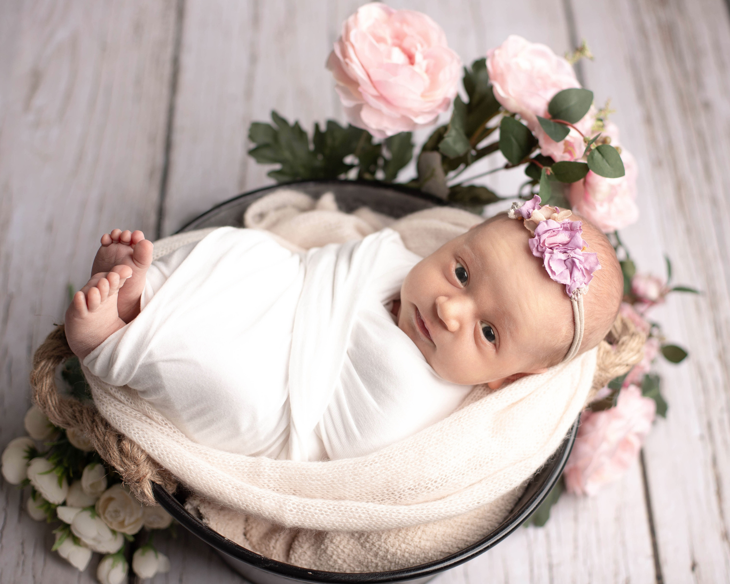 Фотограф новорожденных: волшебные моменты первых дней жизни