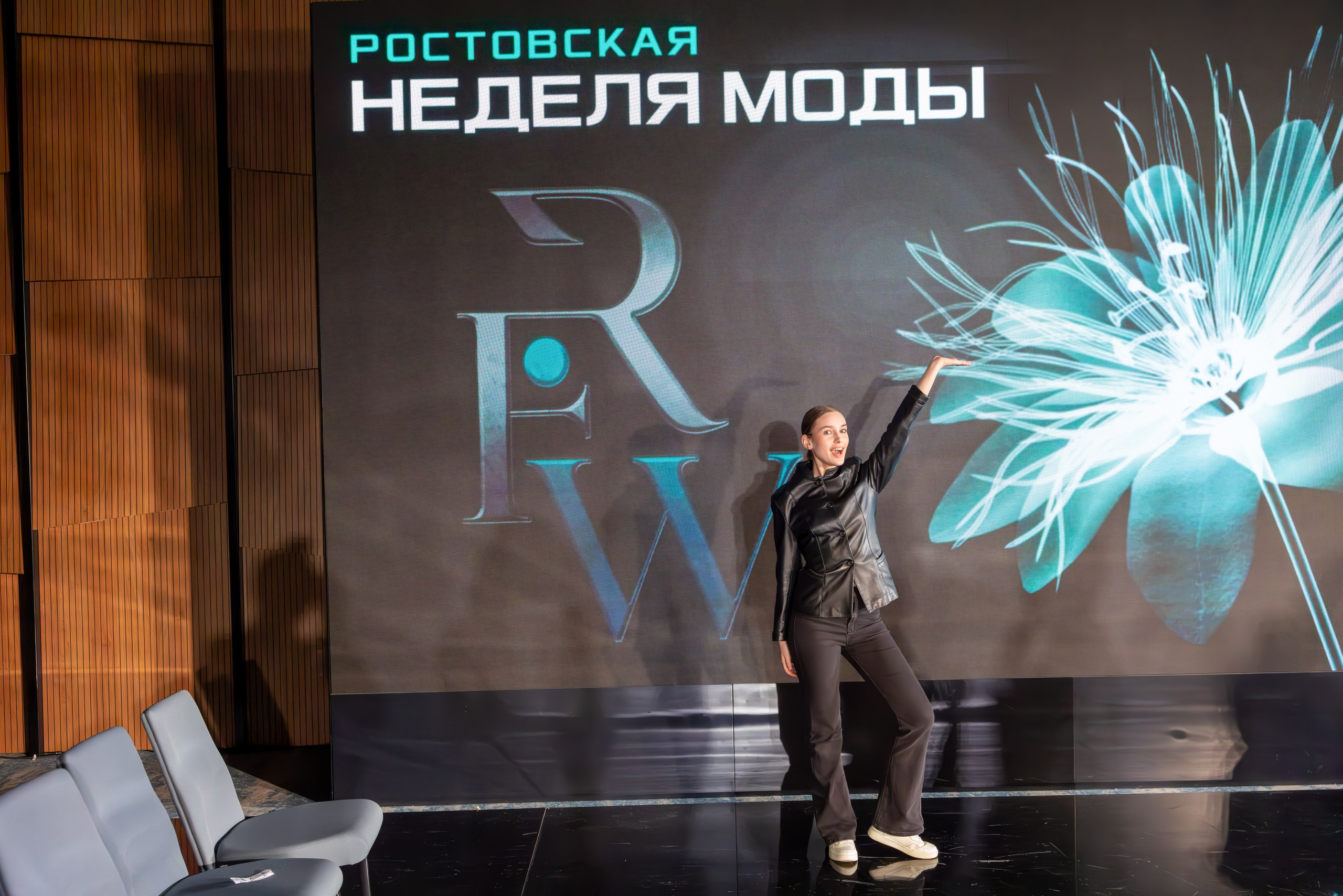 Репортажа съемка. Ростовская неделя моды. Фотограф Максим Калинченко