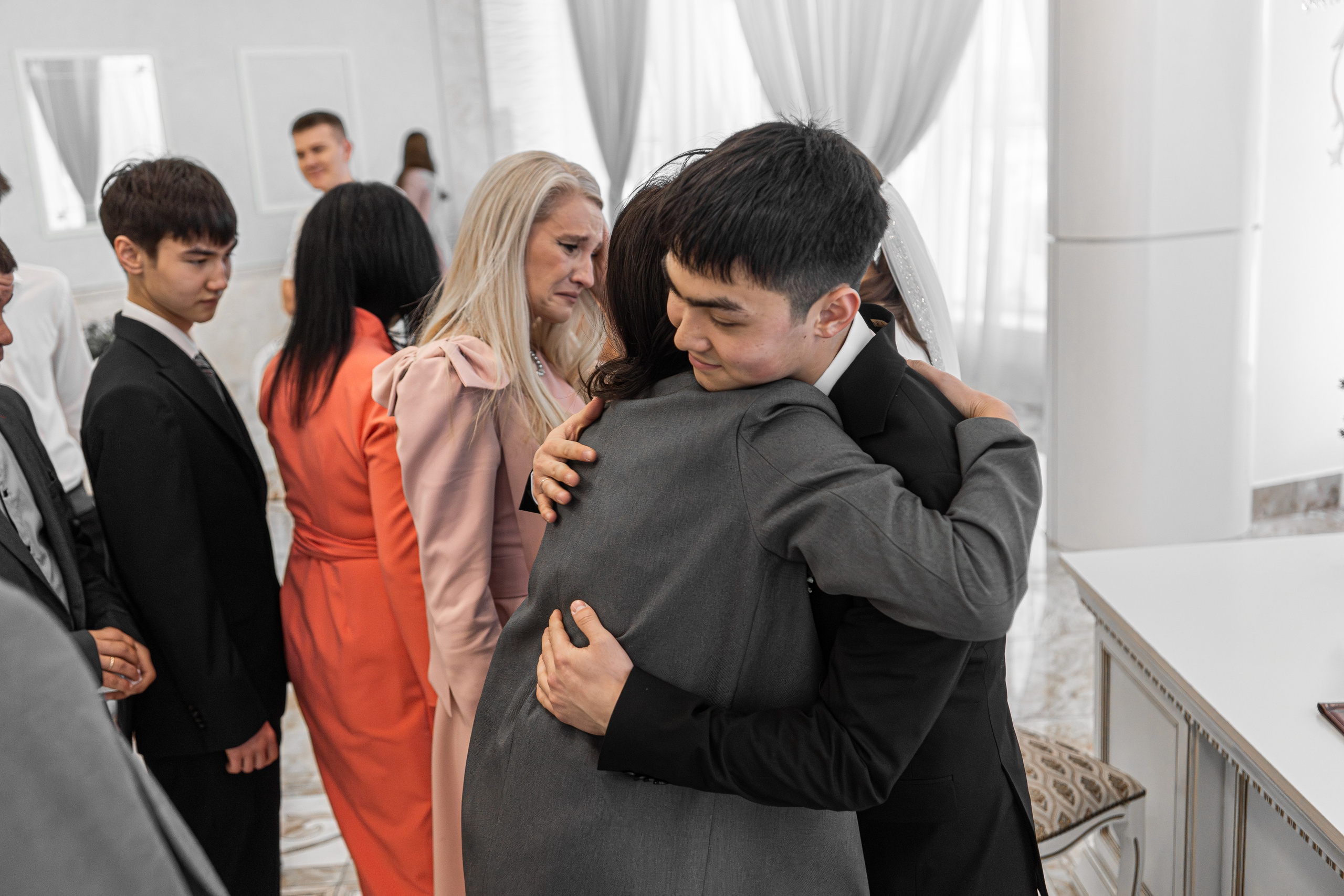 Артём и Лера 2025.12.25. Фотограф на Камчатке Анна Моргачёва. Семейные и детские съёмки