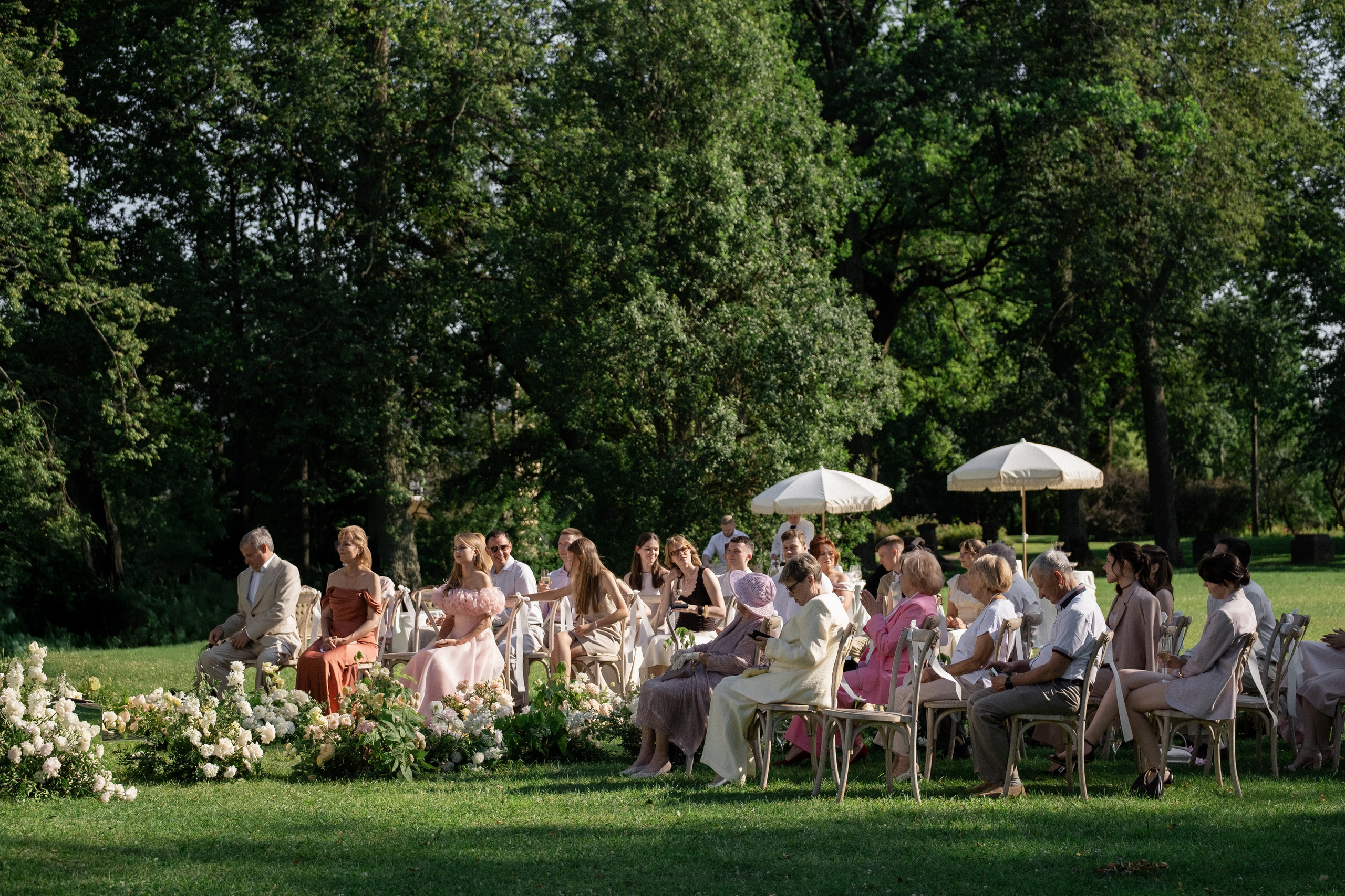Счастливые часов не наблюдают. Свадебный и семейный фотограф в Санкт-Петербурге