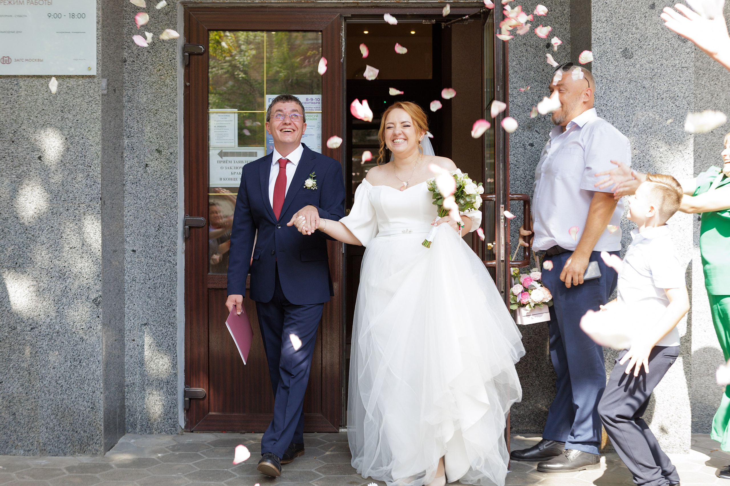 Свадьба. Выпускные альбомы для школ и детских садов