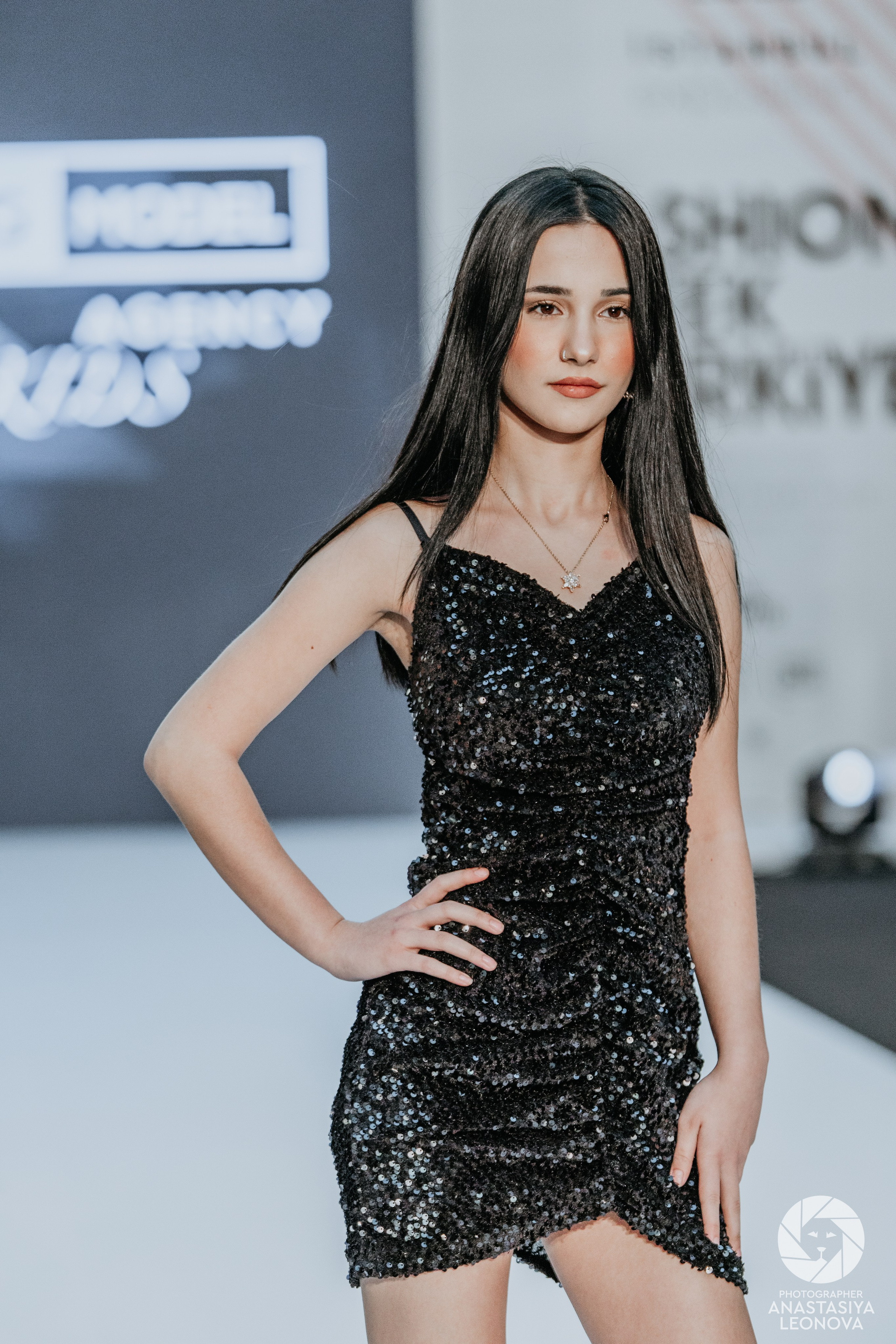 Fashion Week Türkiye [spring, 2025]. Anastasia Leonowa