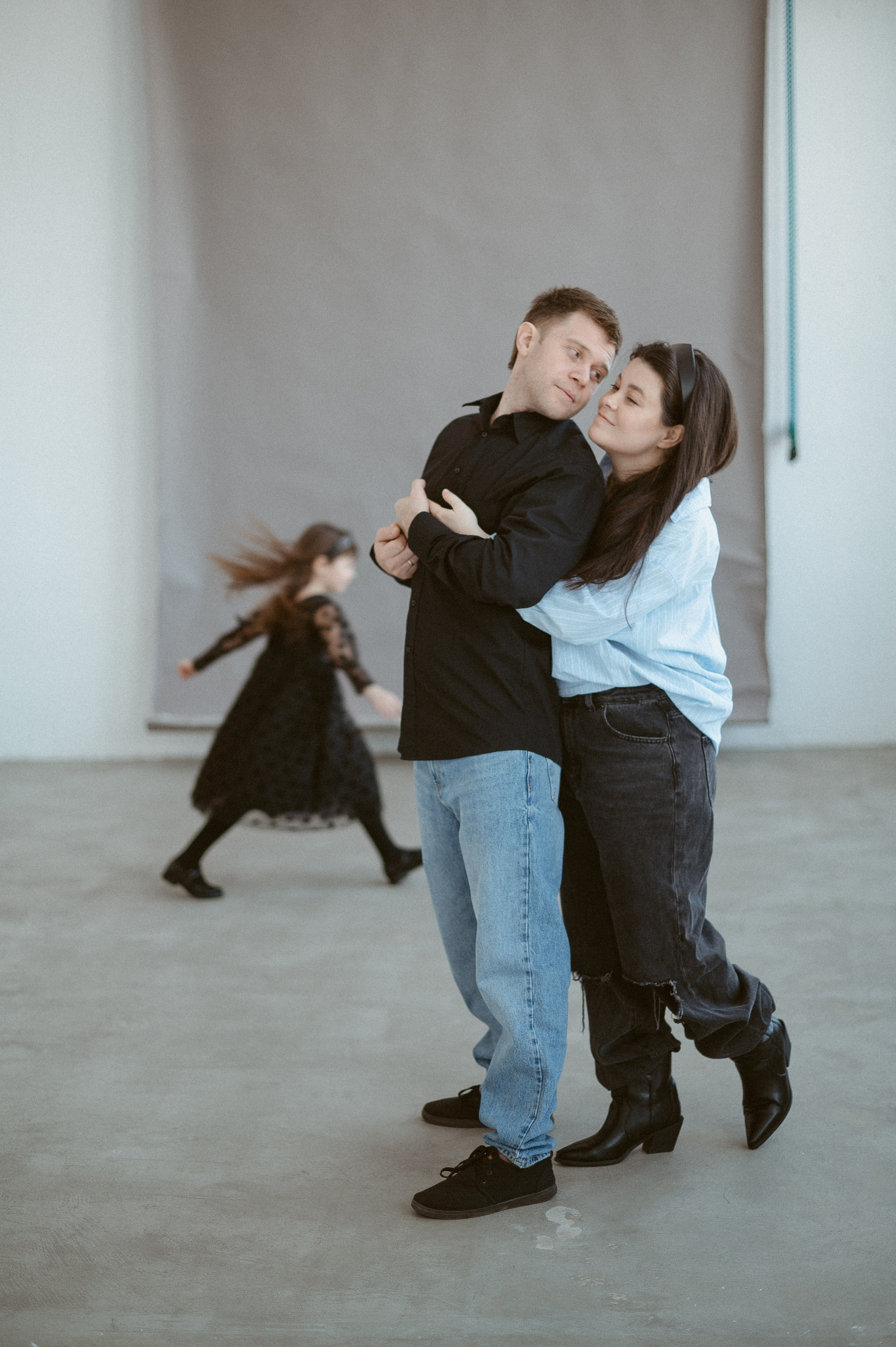 Семейная фотосессия в студии. Свадебный фотограф в Ярославле Денис Медоваров