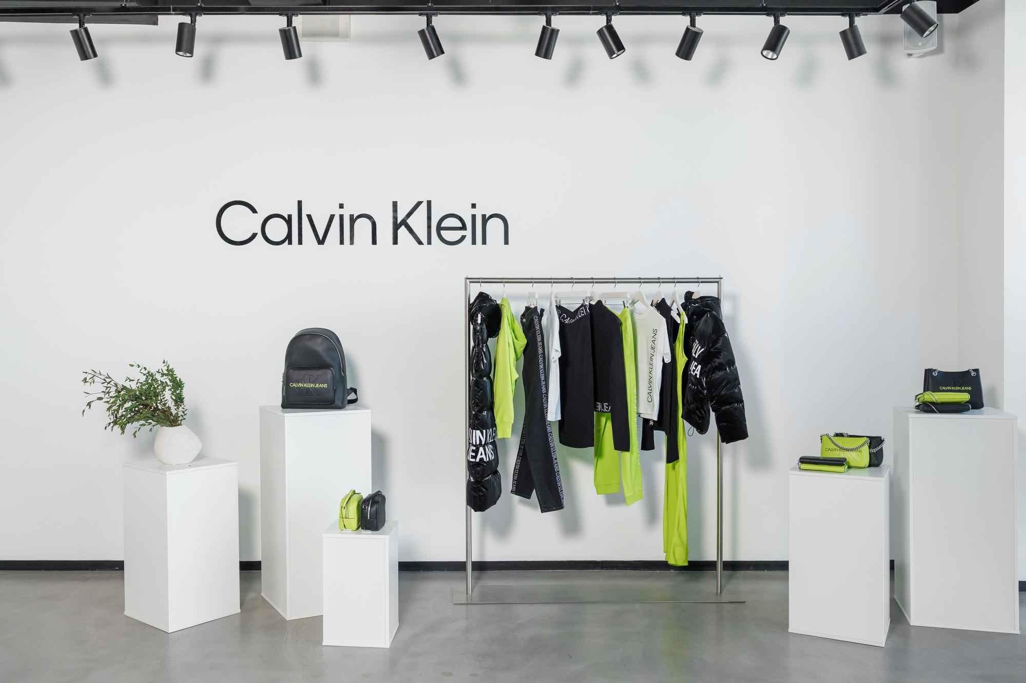 CALVIN KLEIN BLACK AND NEON. Feelmedia production