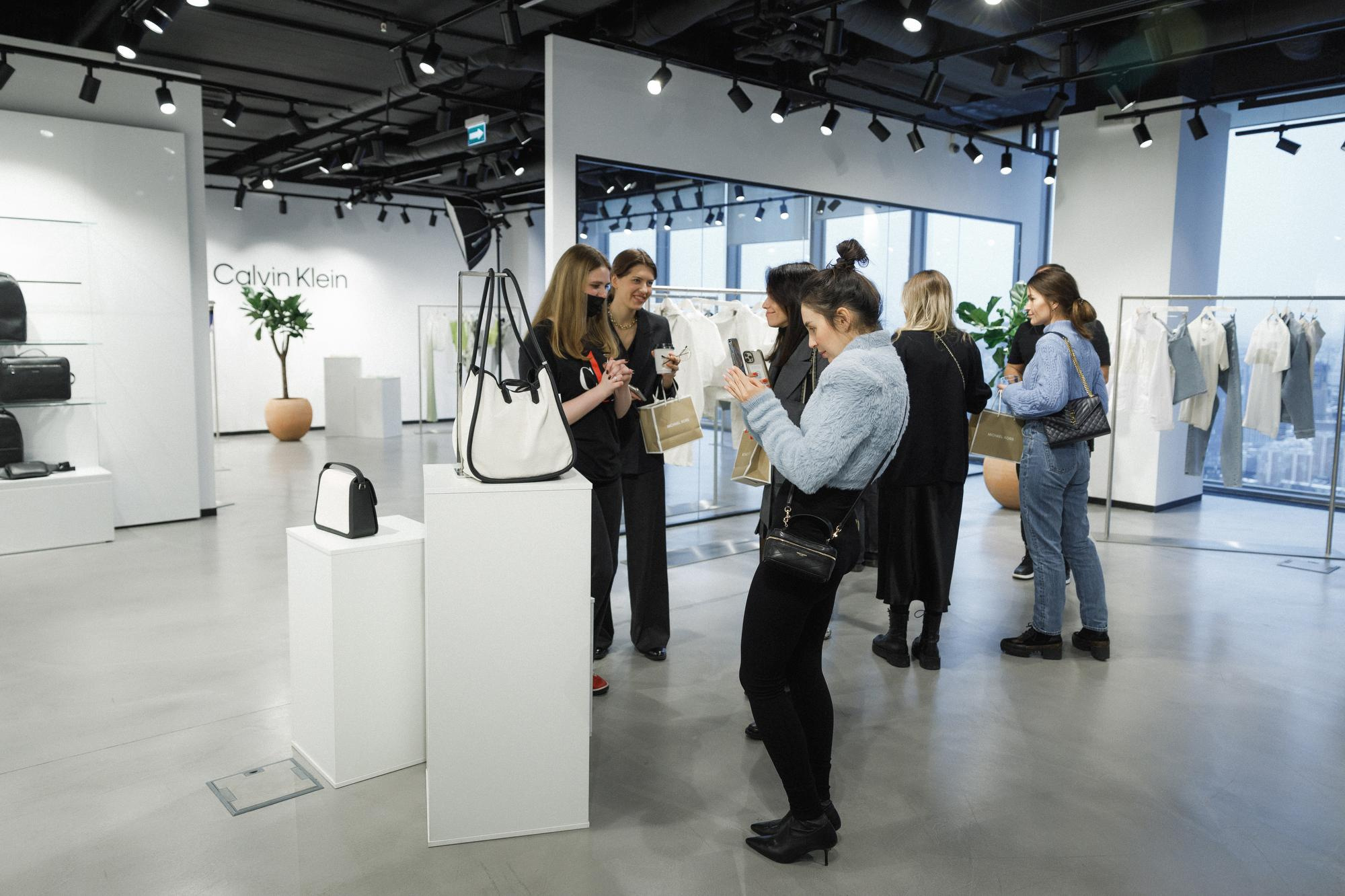 CALVIN KLEIN. Feelmedia production