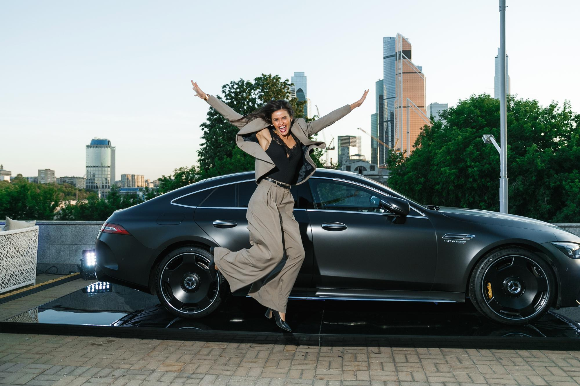 MERCEDES-BENZ FINANCE. Feelmedia production