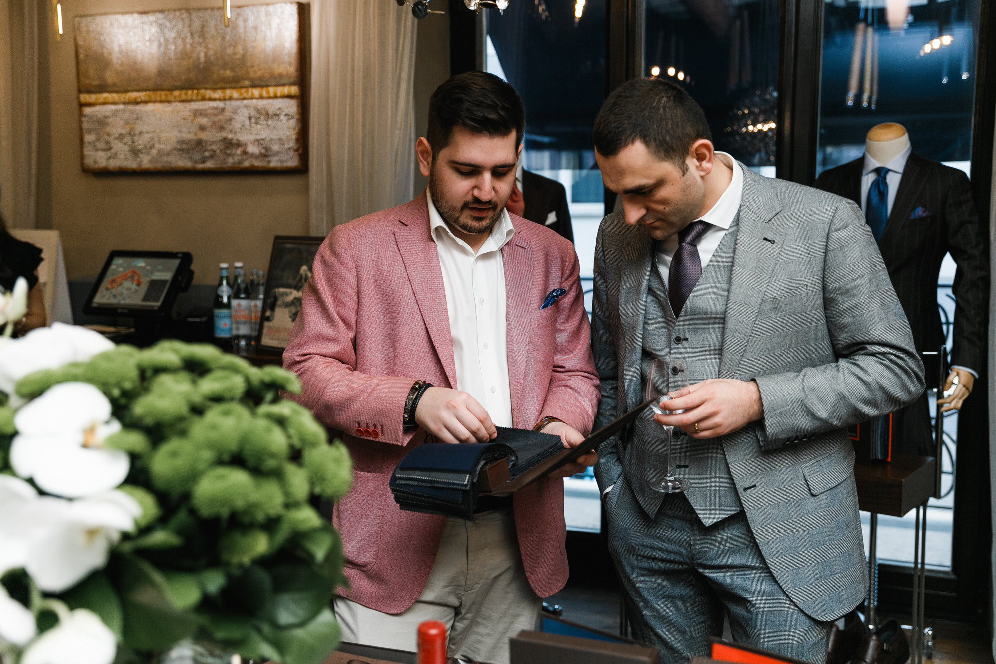 Henderson. Feelmedia production