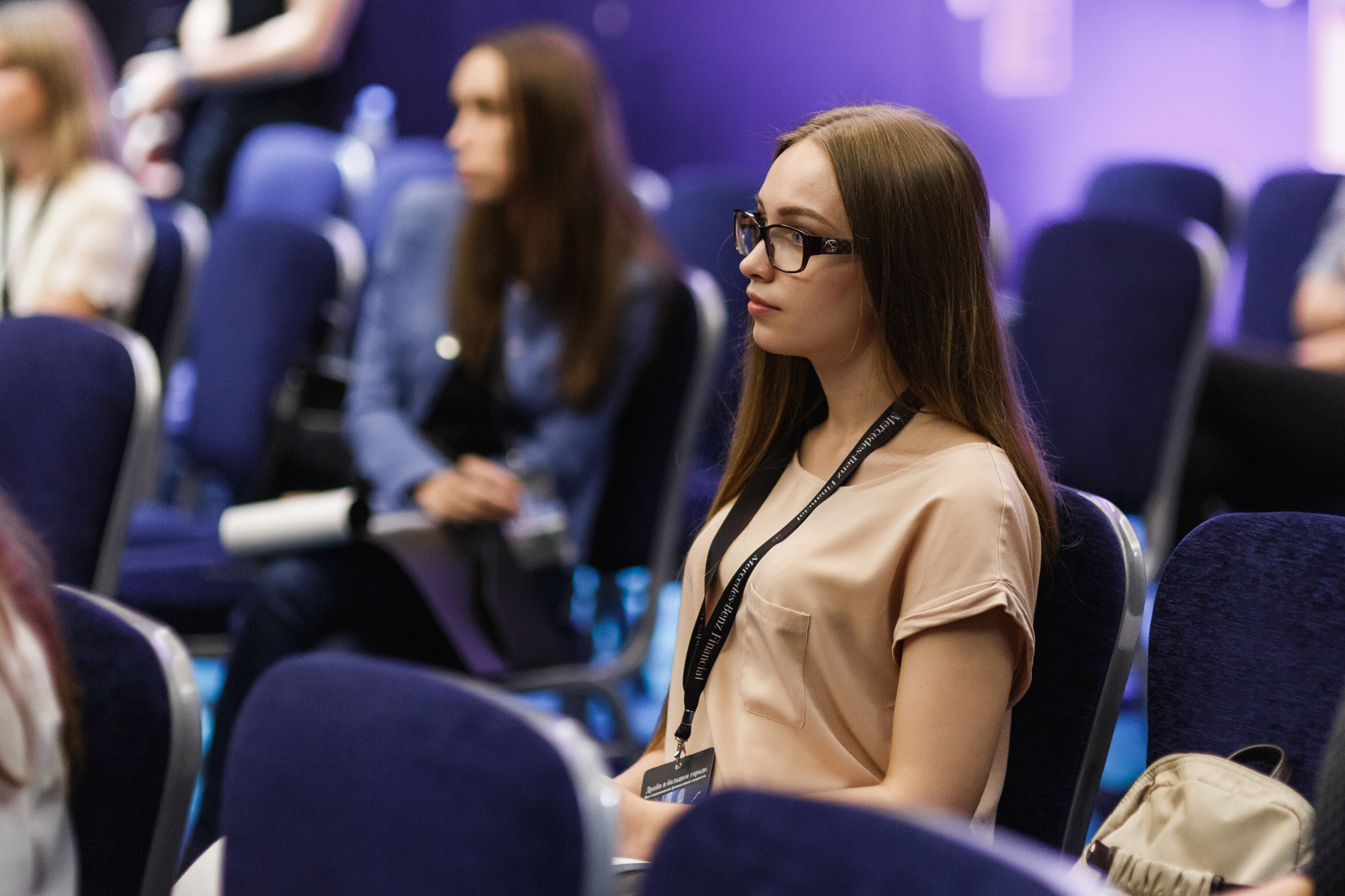 MERCEDES-BENZ FINANCE. Feelmedia production