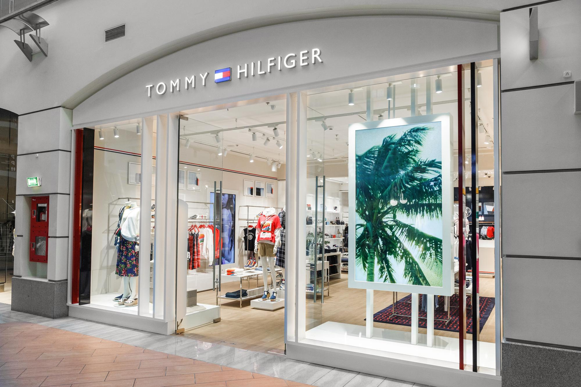 Tommy Hilfiger Atrium