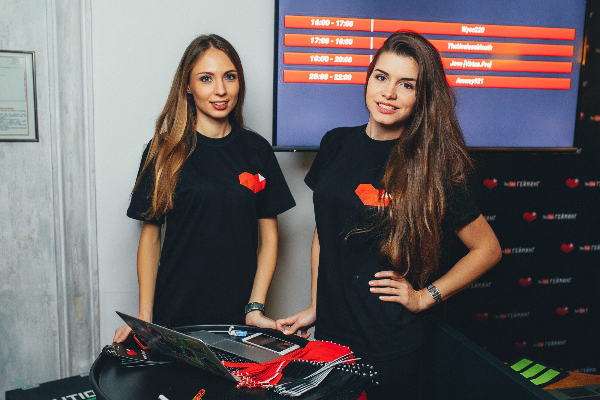 YOUTUBE. Feelmedia production