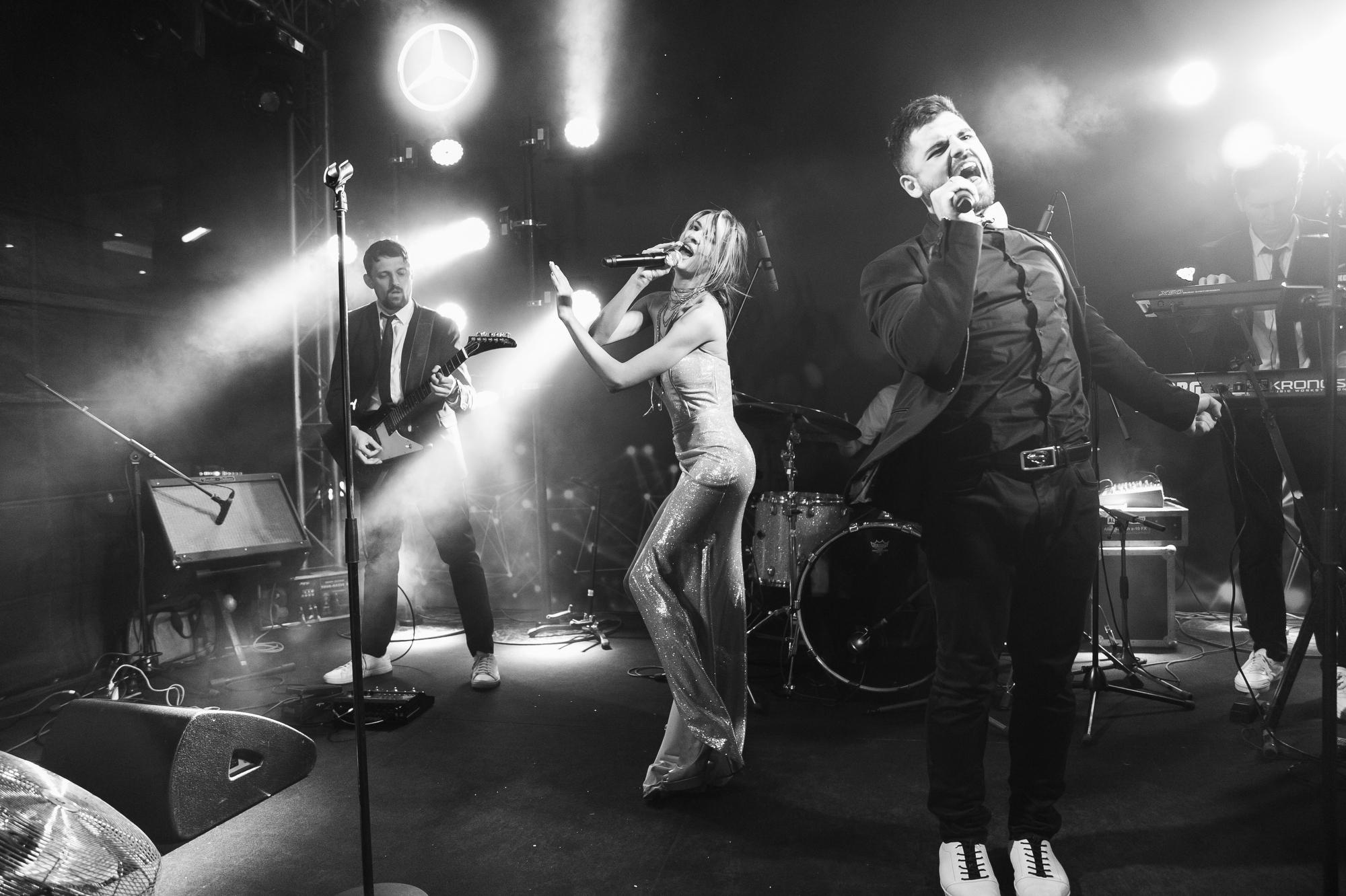 MERCEDES-BENZ FINANCE. Feelmedia production