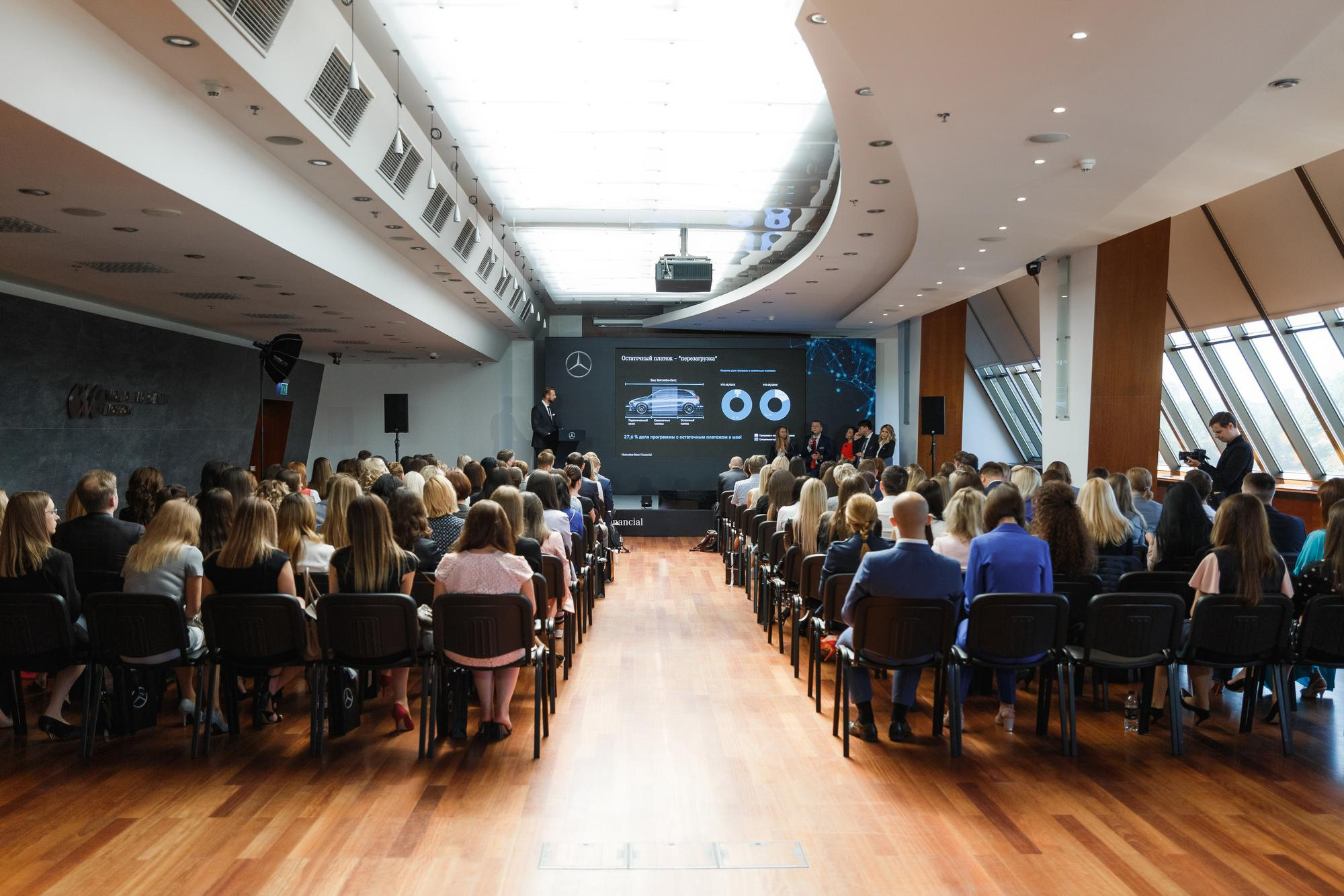 MERCEDES-BENZ FINANCE. Feelmedia production