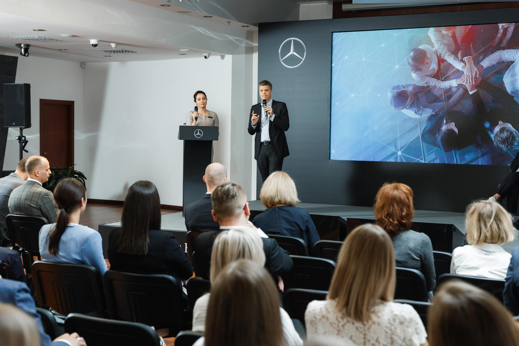 MERCEDES-BENZ FINANCE. Feelmedia production