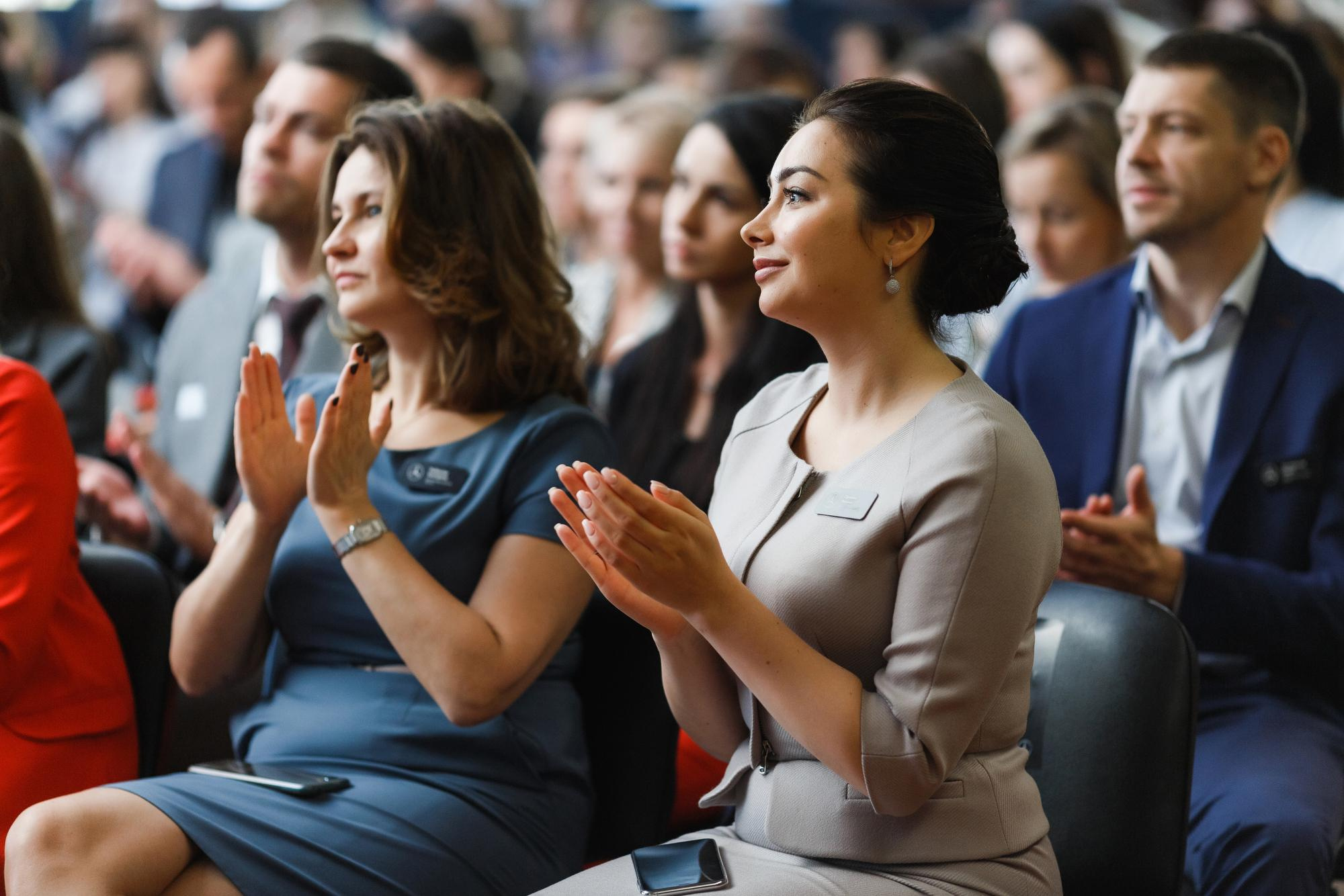 MERCEDES-BENZ FINANCE. Feelmedia production