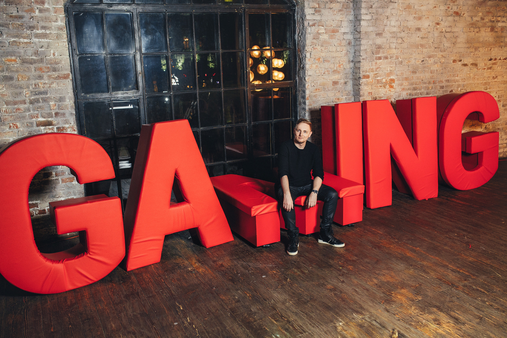 YOUTUBE. Feelmedia production