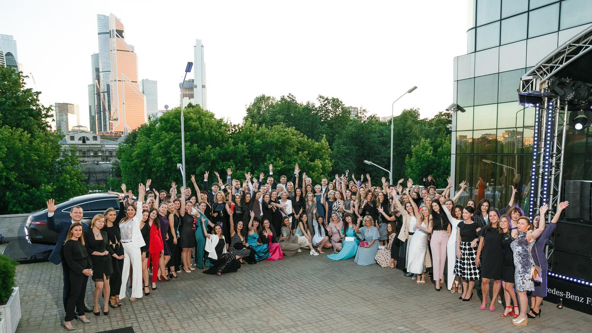 MERCEDES-BENZ FINANCE. Feelmedia production