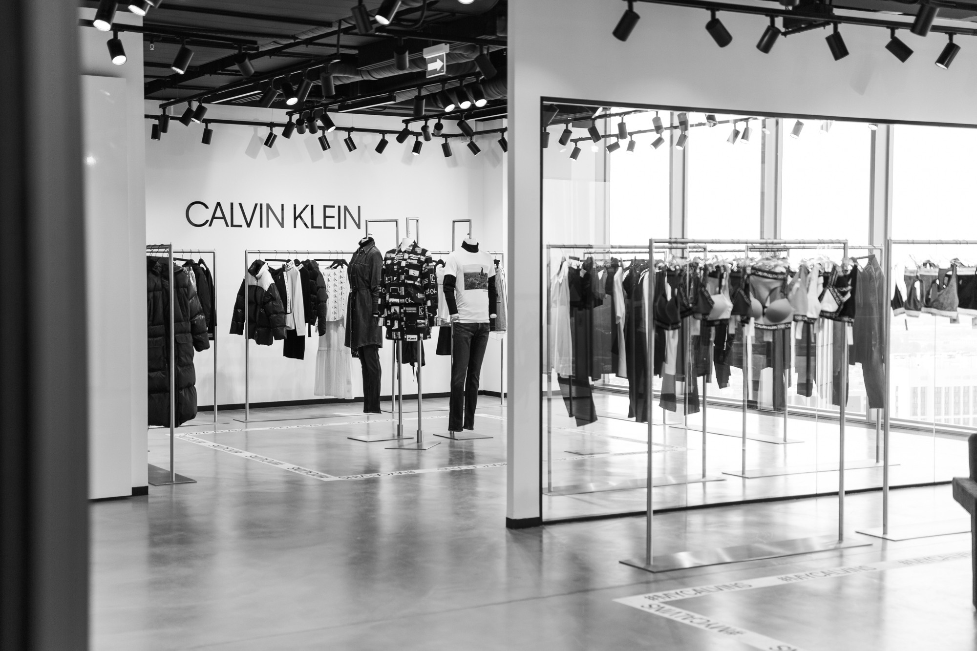 CALVIN KLEIN. Feelmedia production