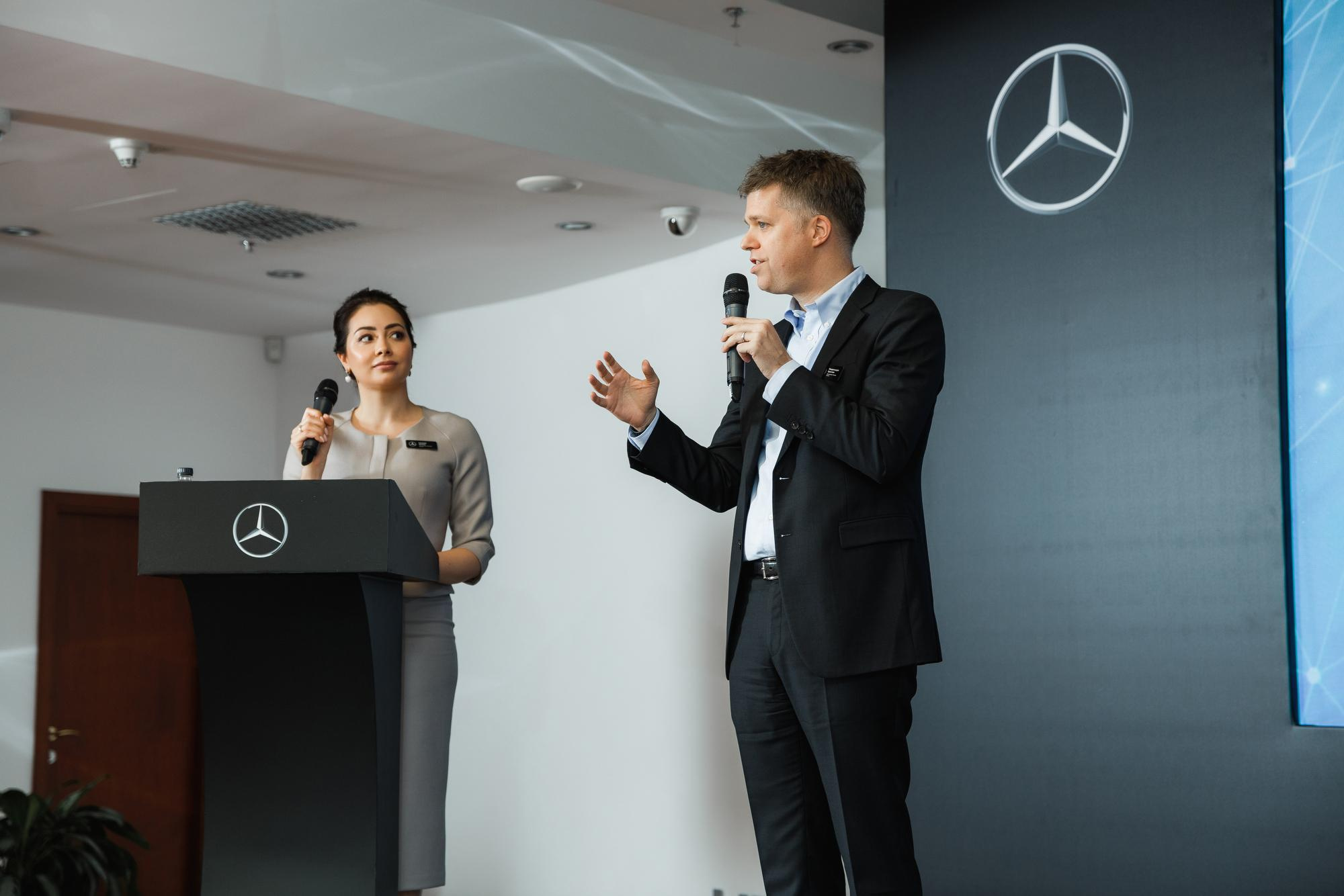 MERCEDES-BENZ FINANCE. Feelmedia production