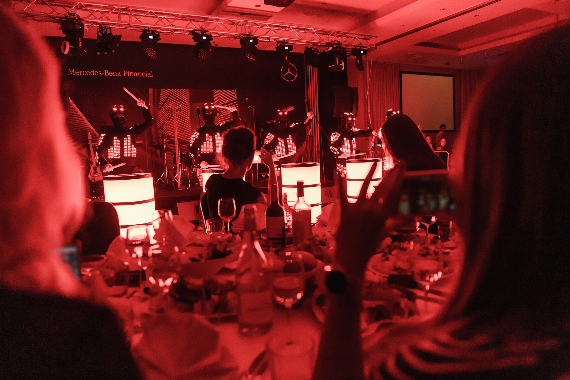 MERCEDES-BENZ FINANCE. Feelmedia production