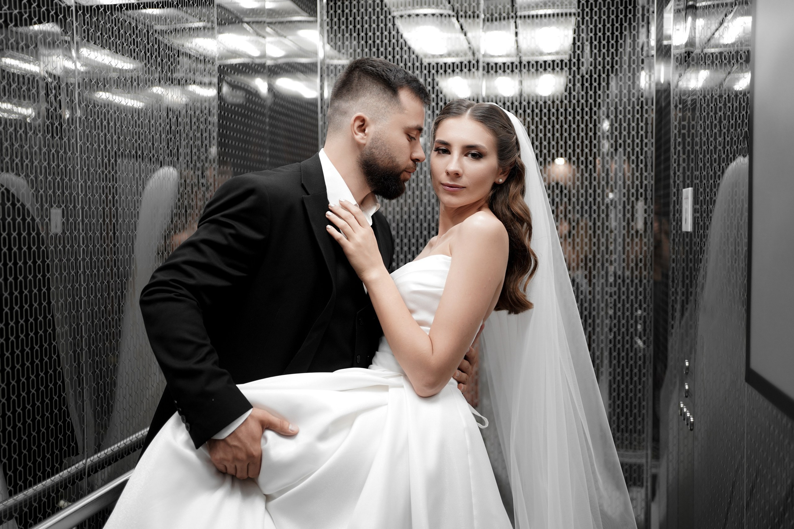 Виктория и Тарон в отеле Арка. Свадебный фотограф Ростов-на-Дону. Свадебный фотограф в Ростове-на-Дону. Таинство Крещения и Венчания, семейные фотосессии. Алёна Чёботова