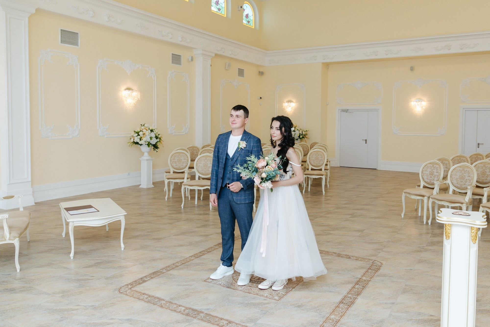 где провести свадьбу в спб, петергофе, свадебный костюм для жениха магазины, свадебный салон в спб найти, торт для свадьбы заказать, найти фотографа на свадьбу, праздник