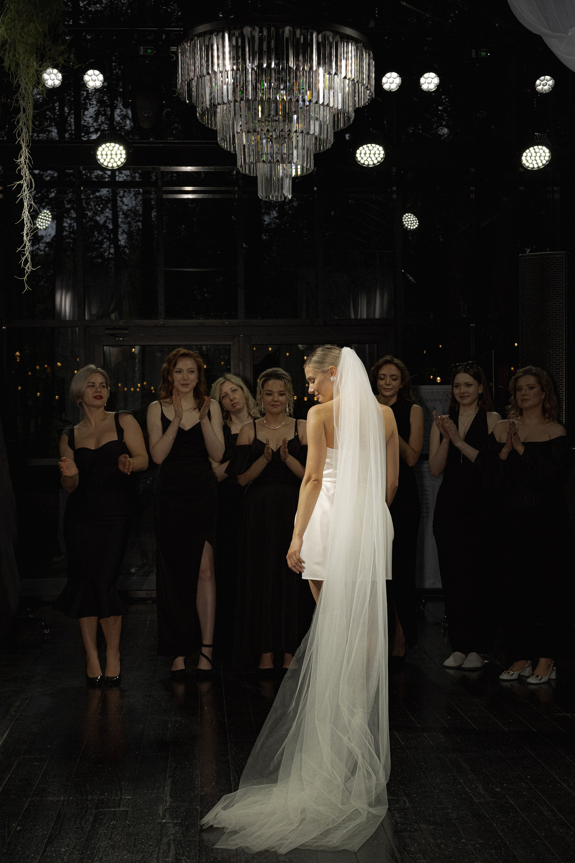 Love is all Around. Сентиментальная свадебная фотография