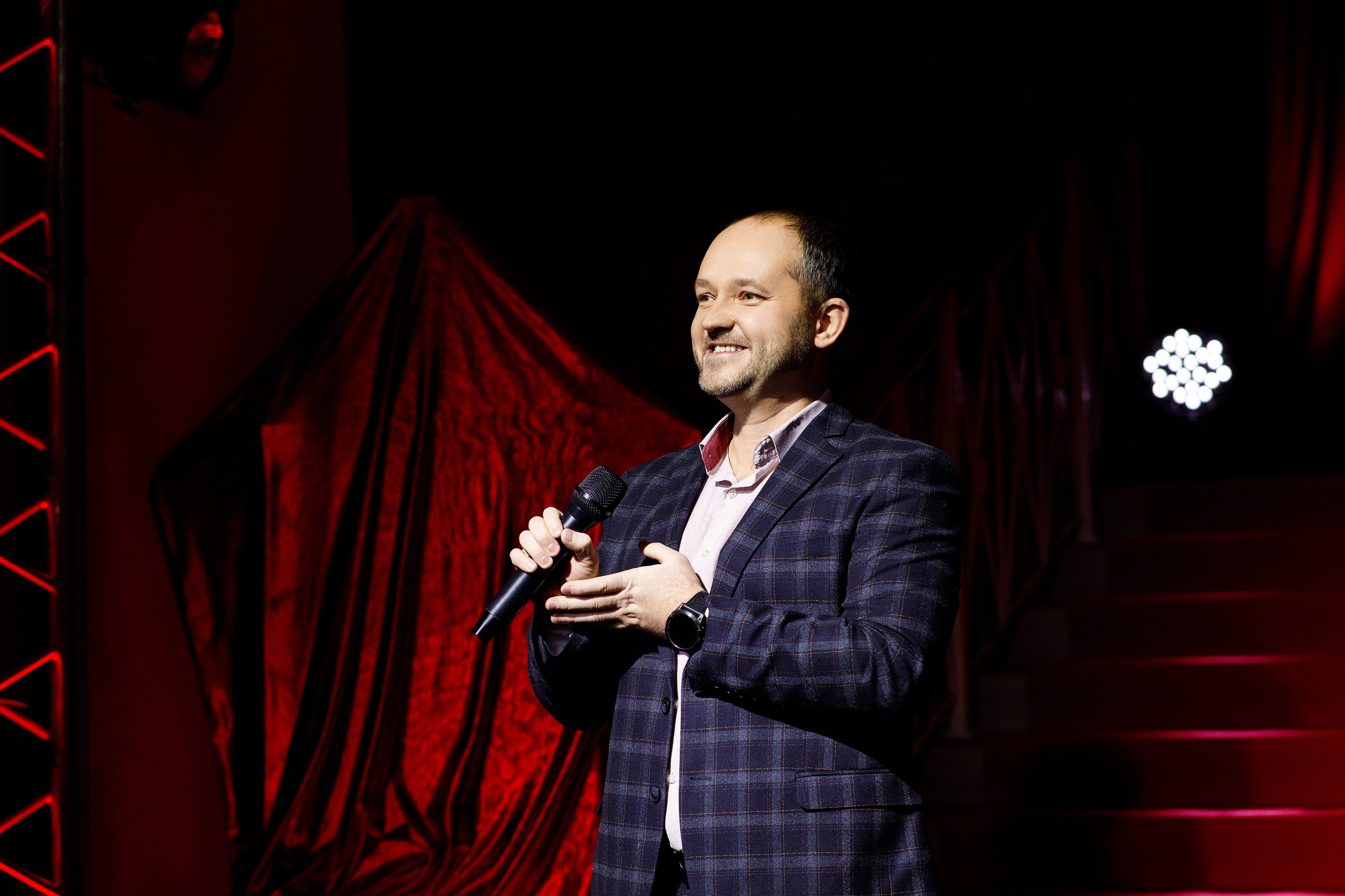 Награждение победителя конкурса «Учитель Года» г. Горнозаводск. Фотограф Дмитрий Молчанов | Фотограф Пермь | Фотограф