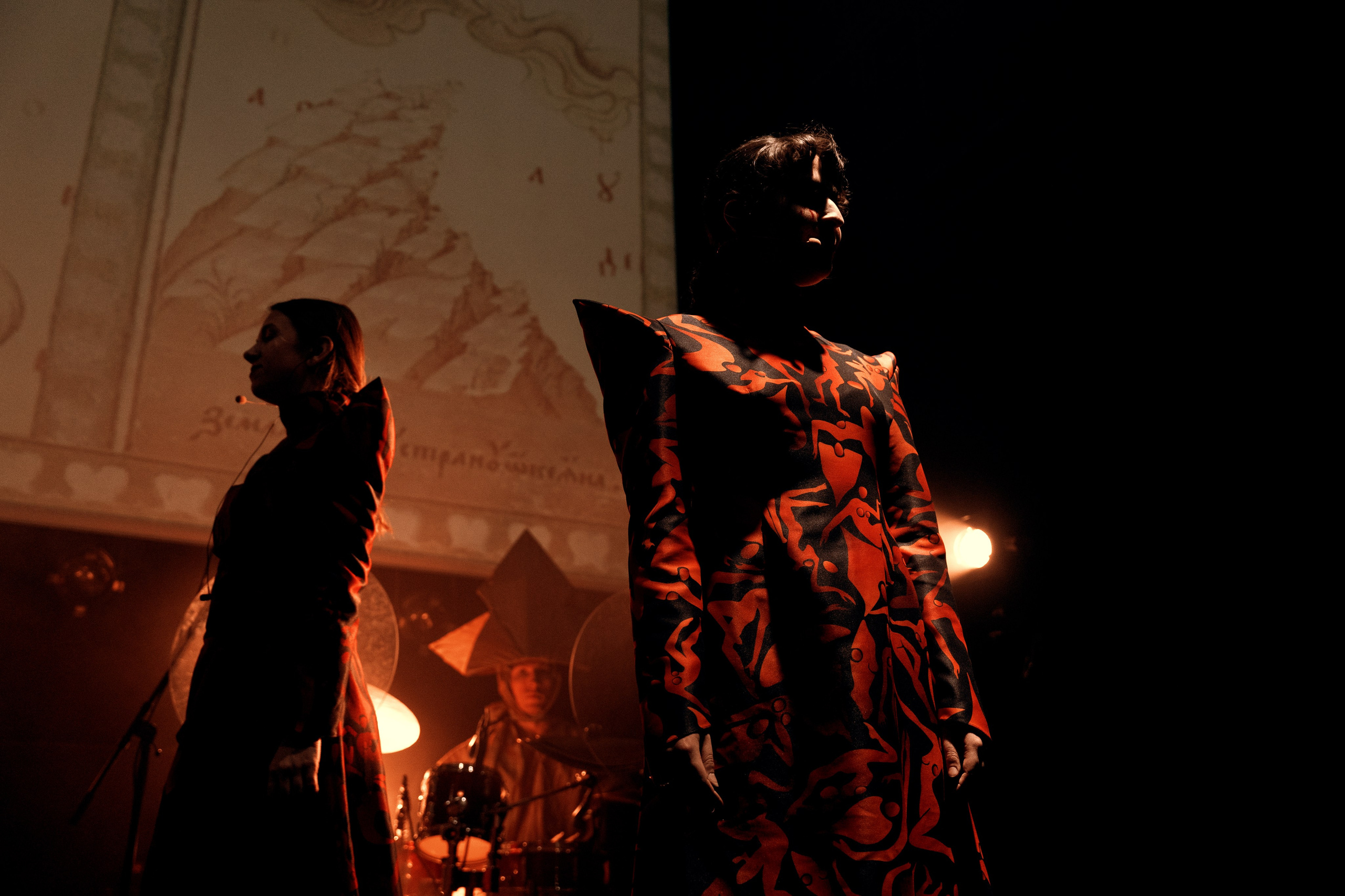 СЛОВО. Ансамбль «КОМОНЬ». @tomrus: Рустам Шагиморданов — фотограф