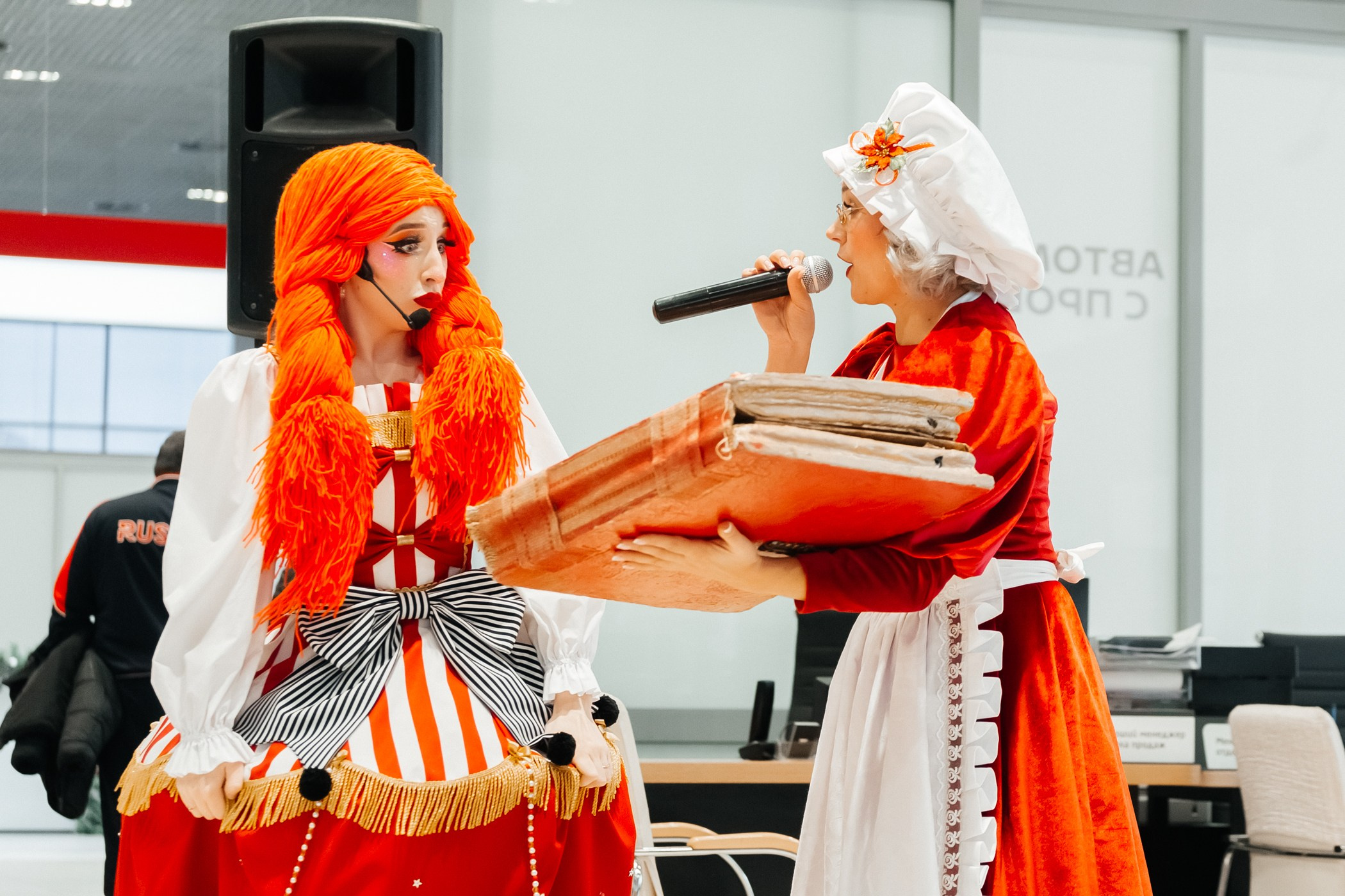 Детский мастер-класс в «Картель Авто» — «Студия чудес Алиса». Фотограф Кемерово | Сергей