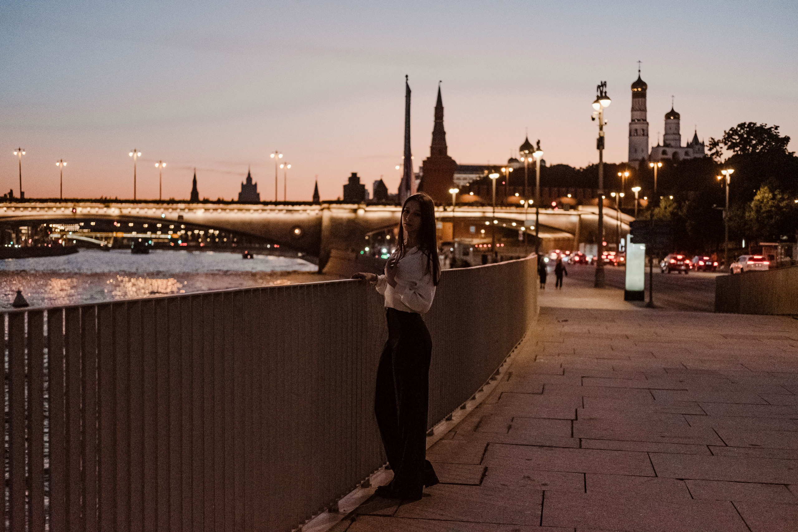 Прогулка по вечерней Москве. Свадебный и семейный фотограф в Новосибирске, Санкт-Петербурге, Москве