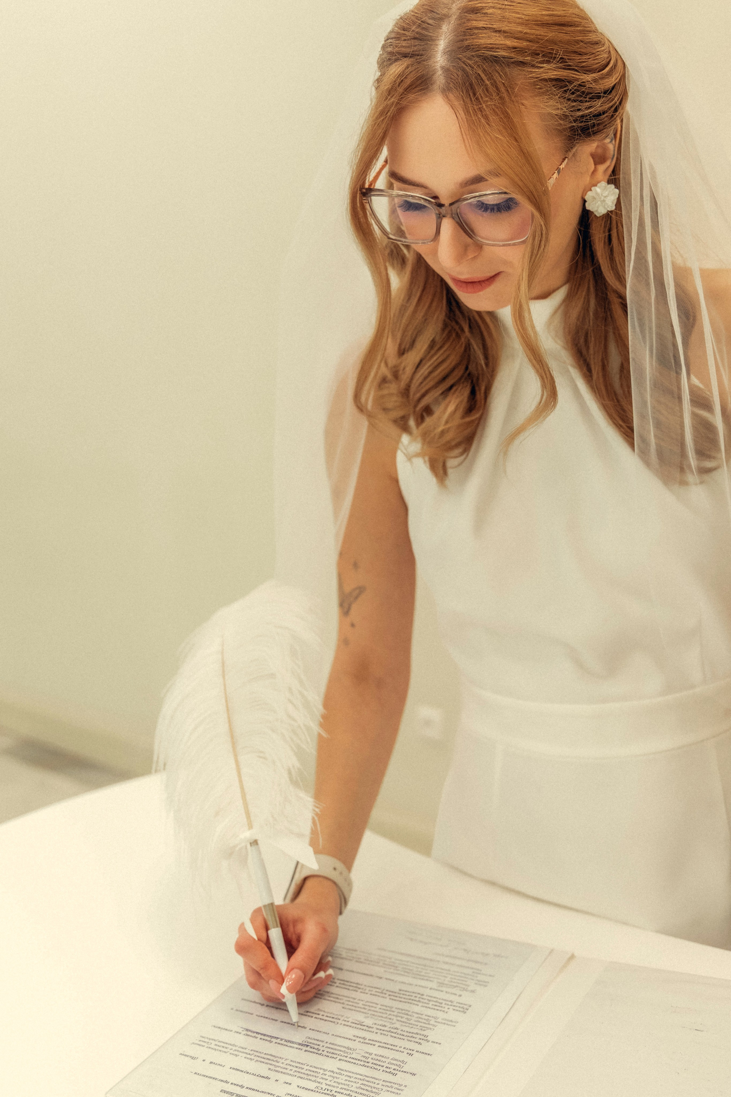 Роспись в Жуковском ЗАГСе. Фотограф для маркетплейсов, фотоуслуги в Жуковском Татьяна Марсуверских