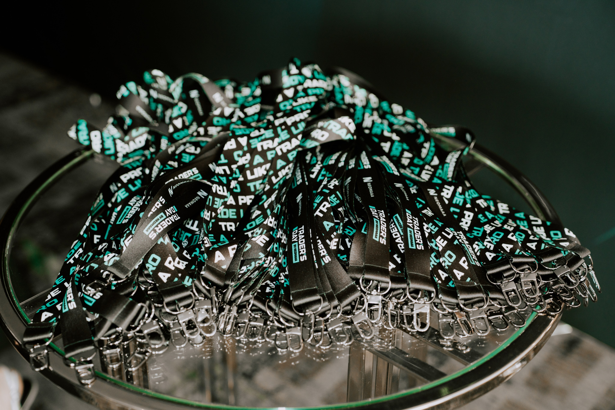 TRADERS DAY By NeomAAA Bogota. NeomAAA Funds Gallery