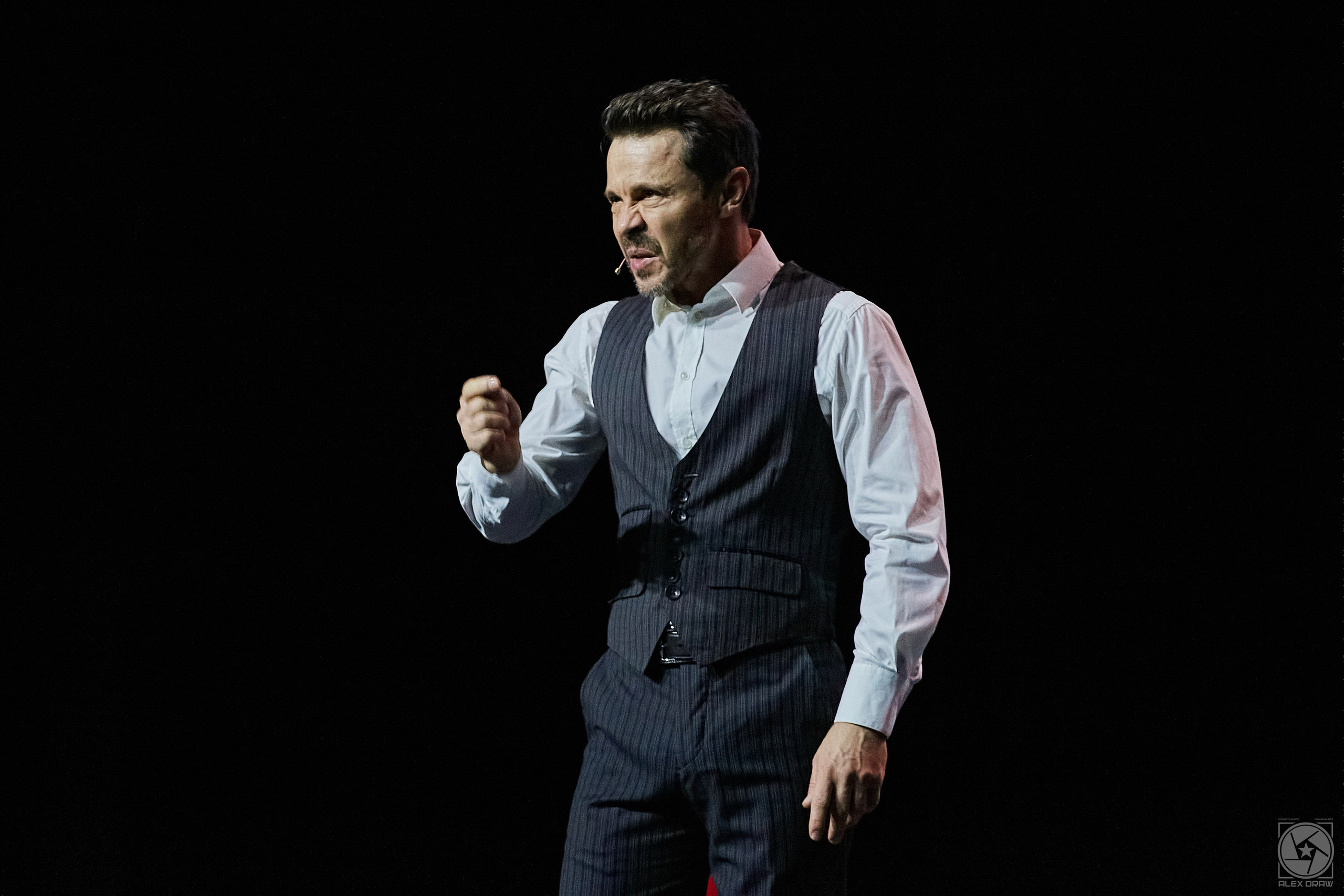 Павел Деревянко и Борис Андрианов шоу-комедия «Хулиганы». Фотограф Москва Concerts photo / Fashion photо