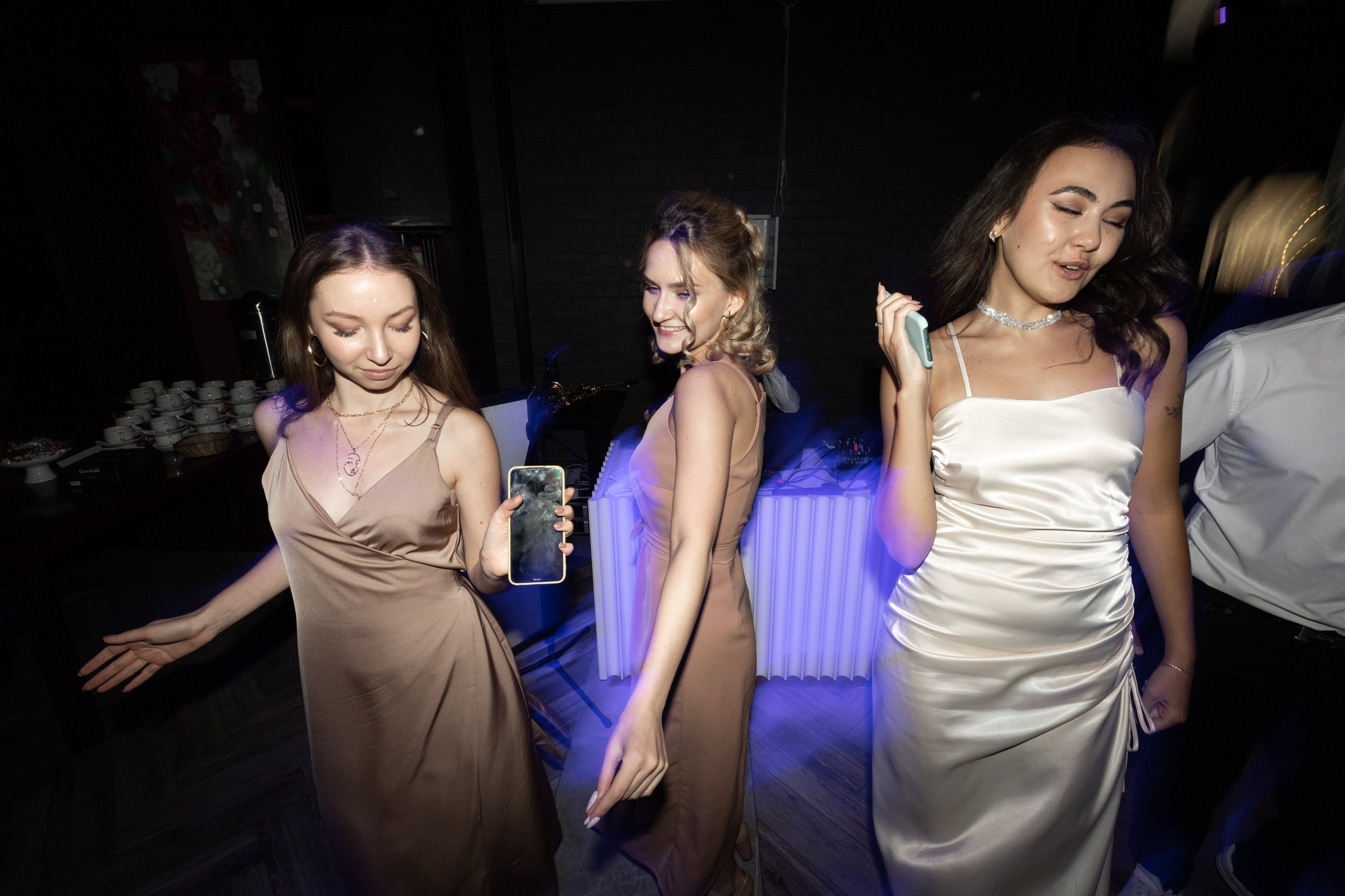 Свадебный фотограф Уфа — Руслан ГабдлисламовЖивые эмоции, красивые кадры, воспоминания на всю жизнь.Работаю по всей Республике Башкортоста. Свадебный фотограф Уфа Руслан Габдлисламов