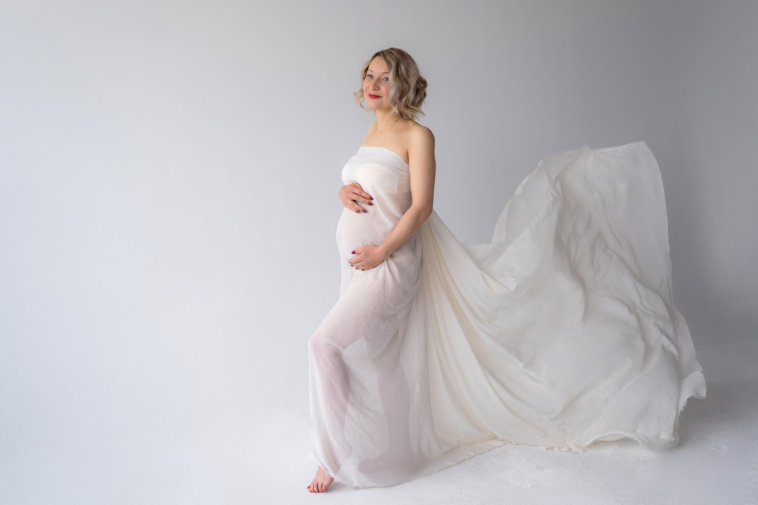 Ткани для беременных. Фотостудия Малина в городе Улан-Удэ. Фотограф Ирина Жарникова