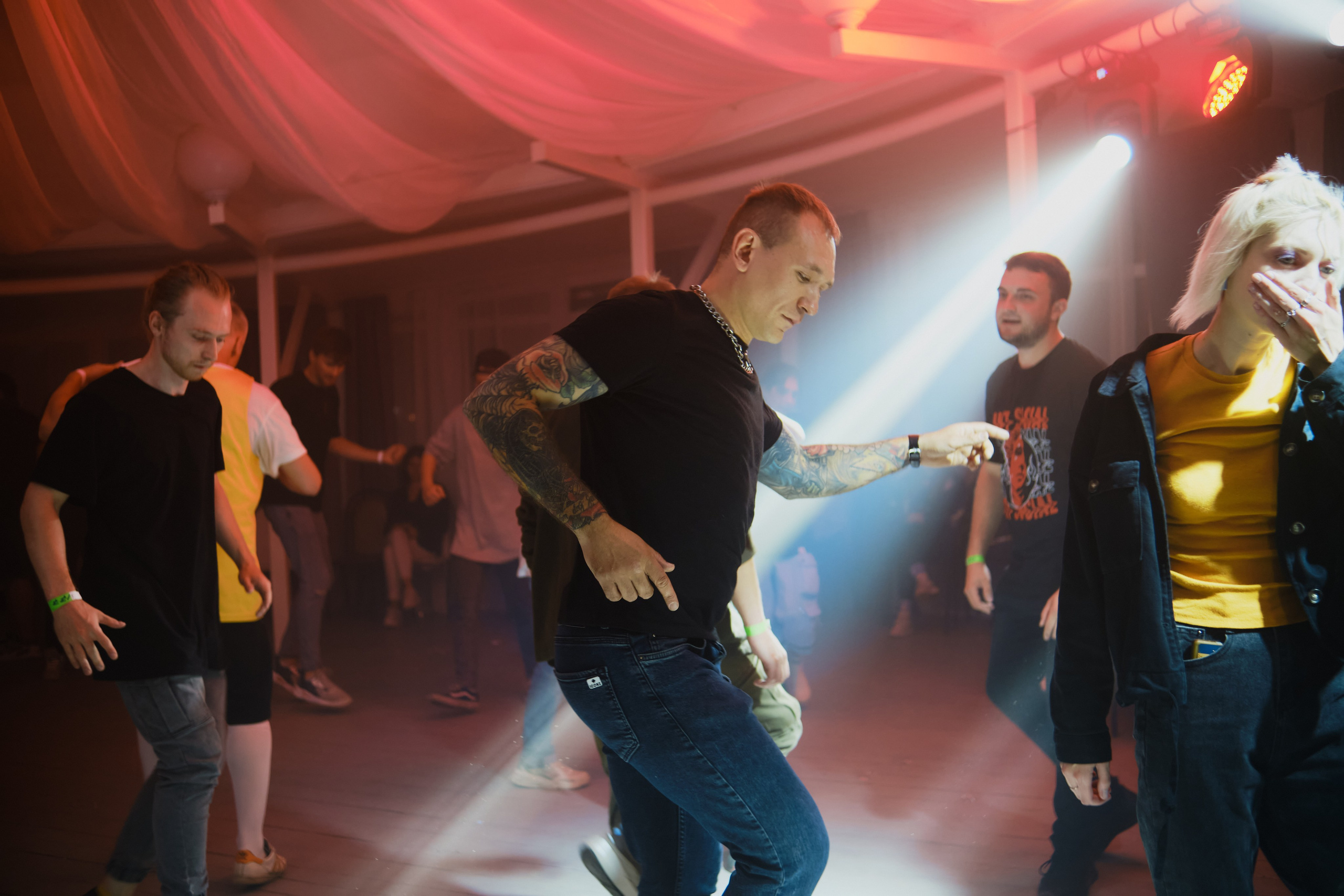 FROM PROVINCE | Саботаж. Фотограф Vika Rin