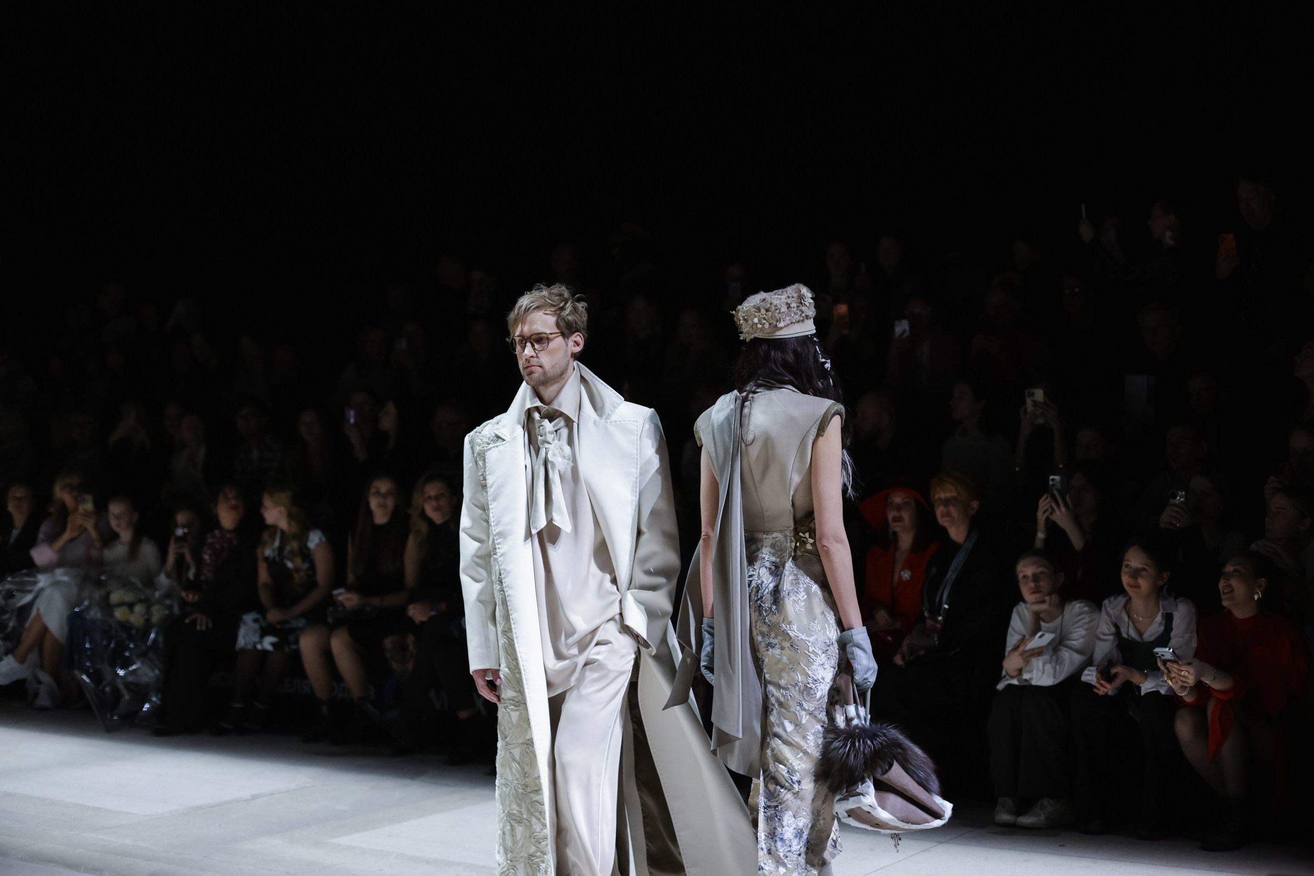 Показ IGOR GULYAEV — Moscow Fashion Week 19/03. Jane Kudryavtseva | MODEL PHOTO, PORTRAIT & EVENTS