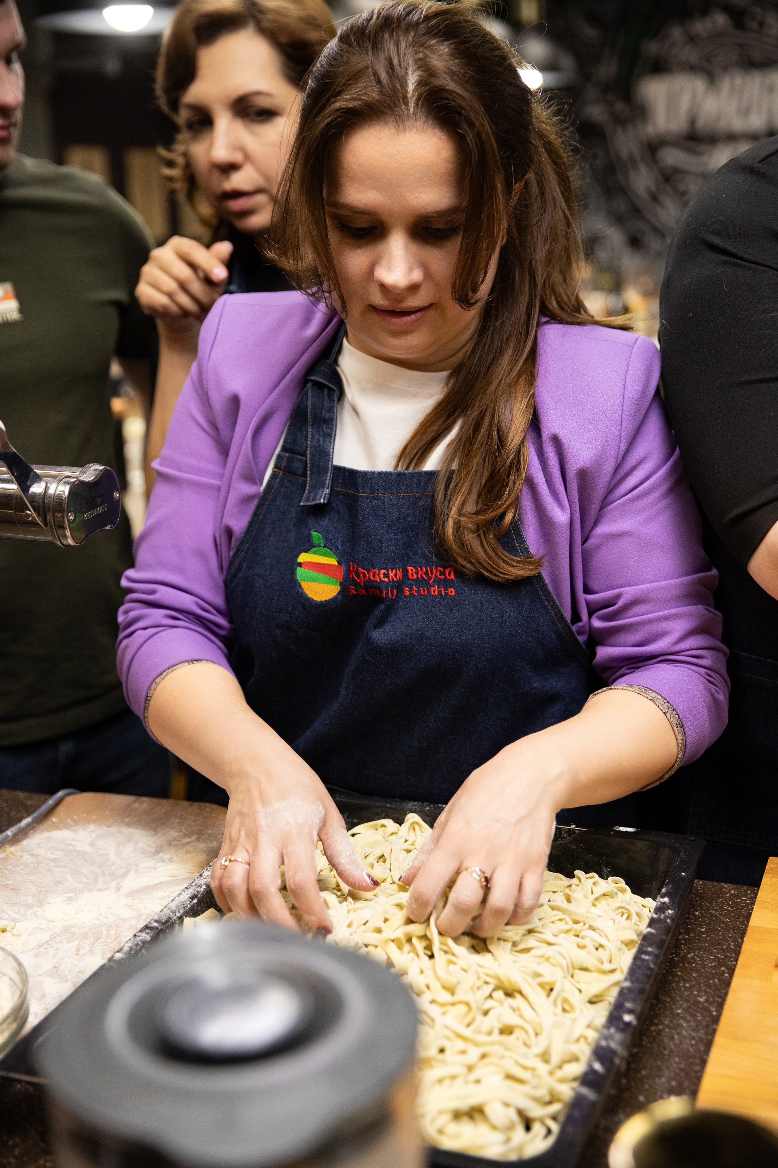 Встреча во «Краски Вкуса». Свадебный фотограф Иркутск, репортажный фотограф Иркутск