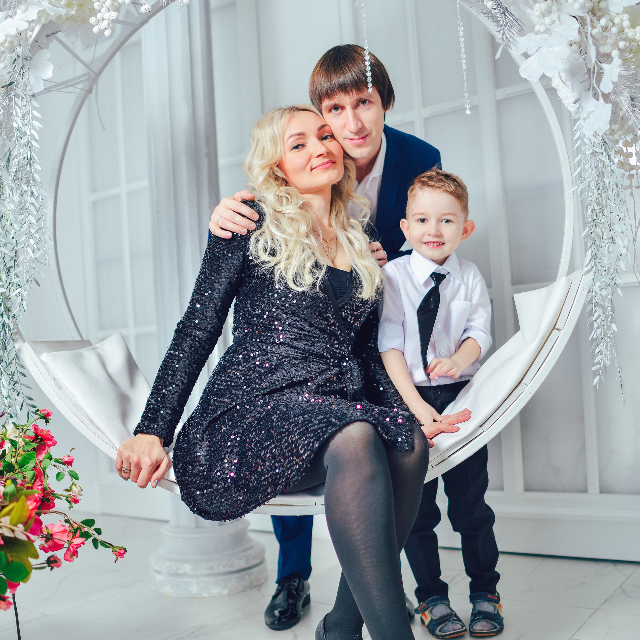 Женя, Надя, Лика и маленький Мирон. Свадебный и семейный фотограф в Барнауле Сергей Семакин