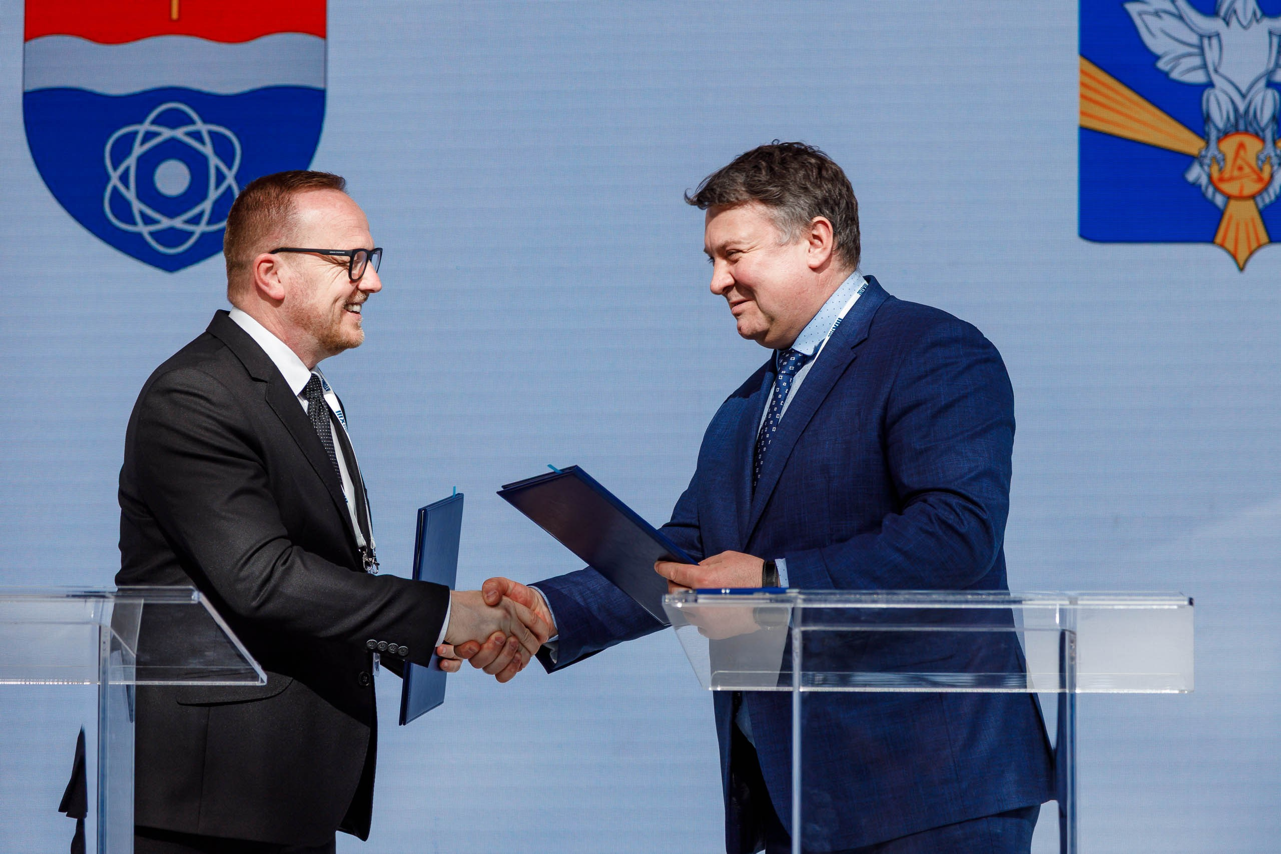 Подписания соглашений на форуме ATOM EXPO XIII 2024 в Сириусе. Репортажный фотограф в Москве, Сочи и Санкт-Петербурге