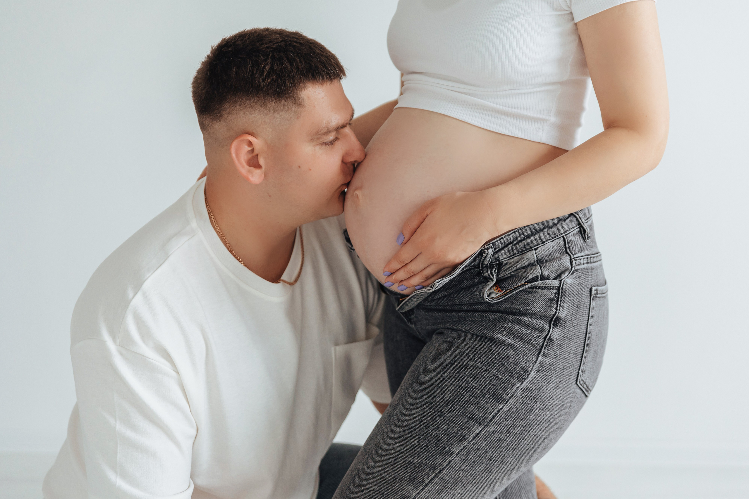 Съемка беременности в студии. Свадебный и семейный фотограф в Витебске Наталья Мамойко