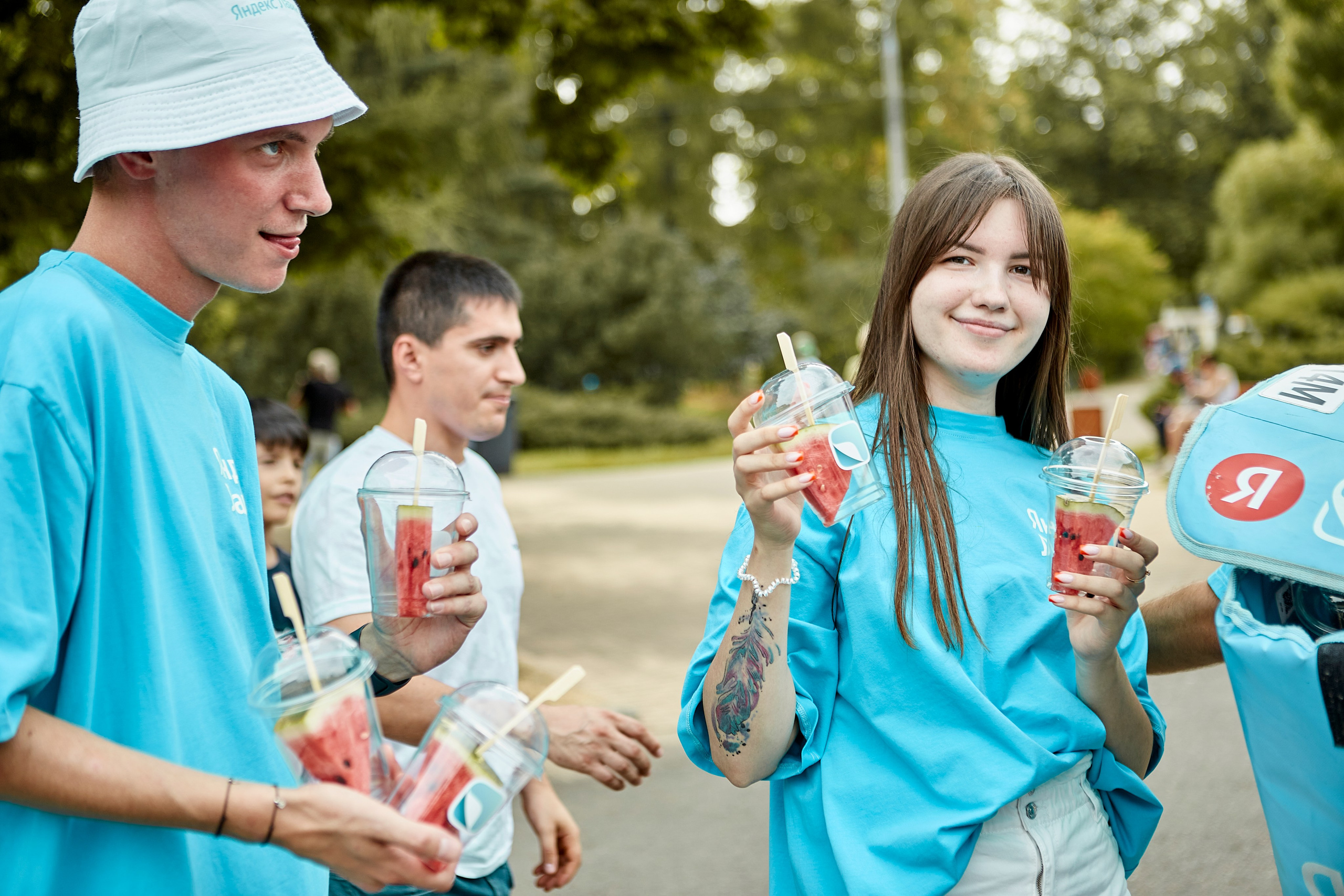 ЯНДЕКС ЛАВКА «АРБУЗНАЯ ФЕЕРИЯ». Фотограф Андрей Егоров