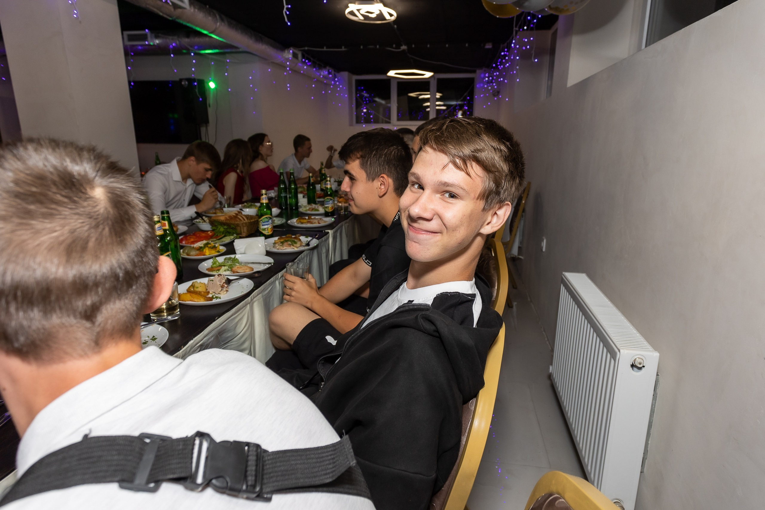 Вручение аттестата и выпускной вечер. Выпускные альбомы Майкоп, Краснодар Елена Золотарева