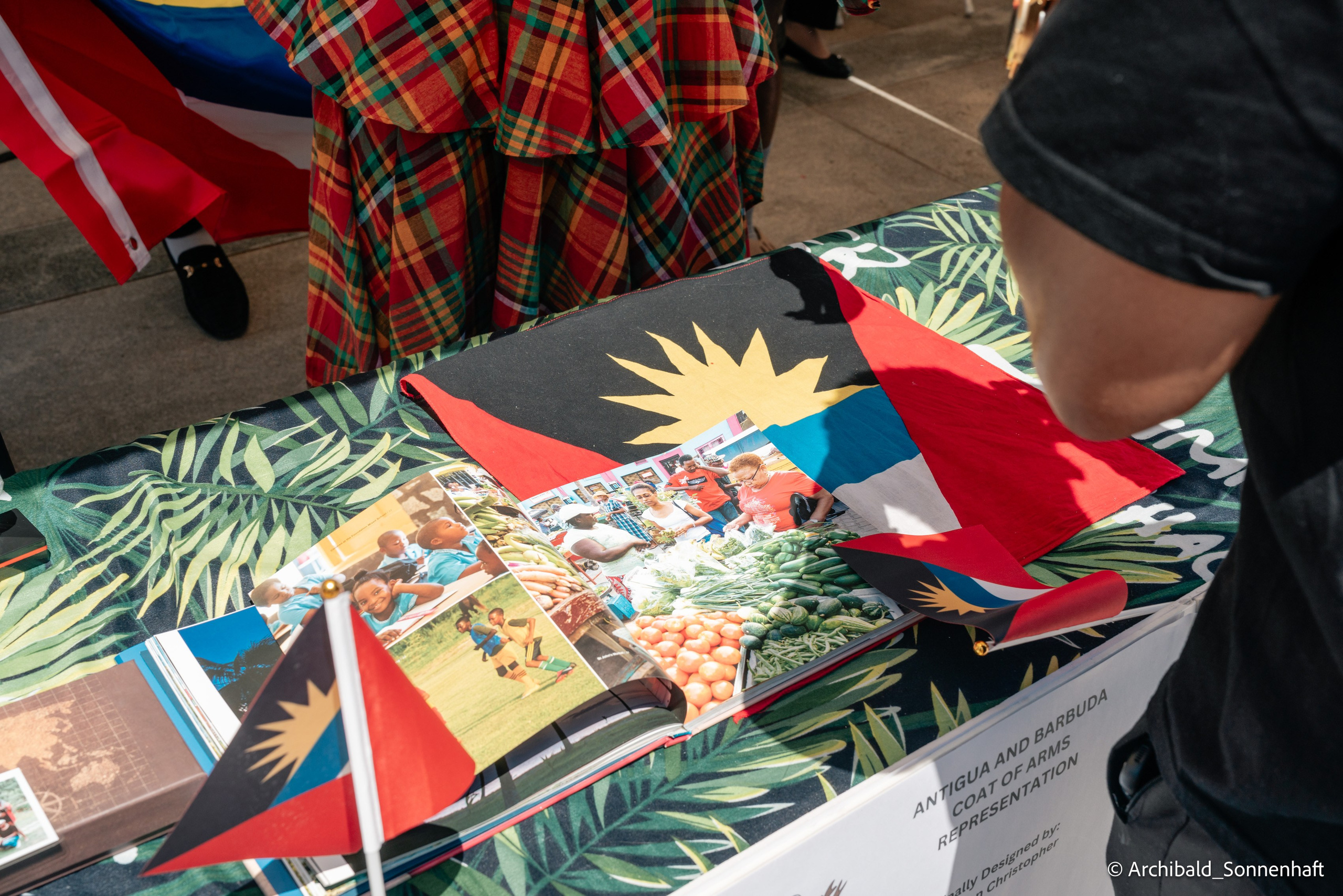 TJU Cultural Festival. Photographer in Guangzhou, China. Archibald Sonnenhaft