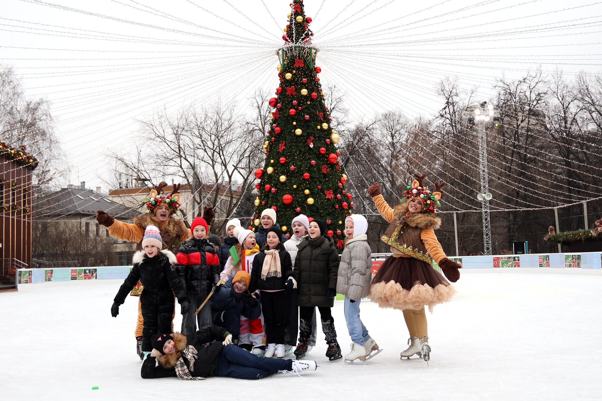 День рождения на катке. Спортивный и репортажный фотограф Ермакова Светлана