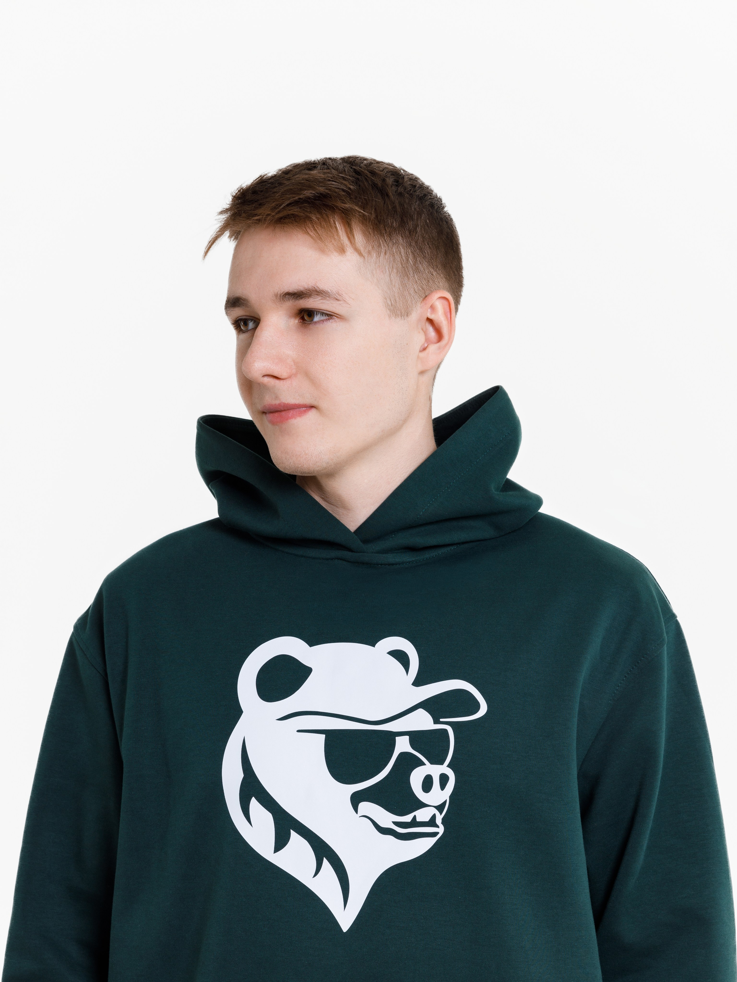 Съемка мужского спортивного костюма для Wildberries. СЕМЕЙНЫЙ И ПРЕДМЕТНЫЙ ФОТОГРАФ — ЛЕНА ГОНЧАР | КРАСНОДАР | МАЙКОП