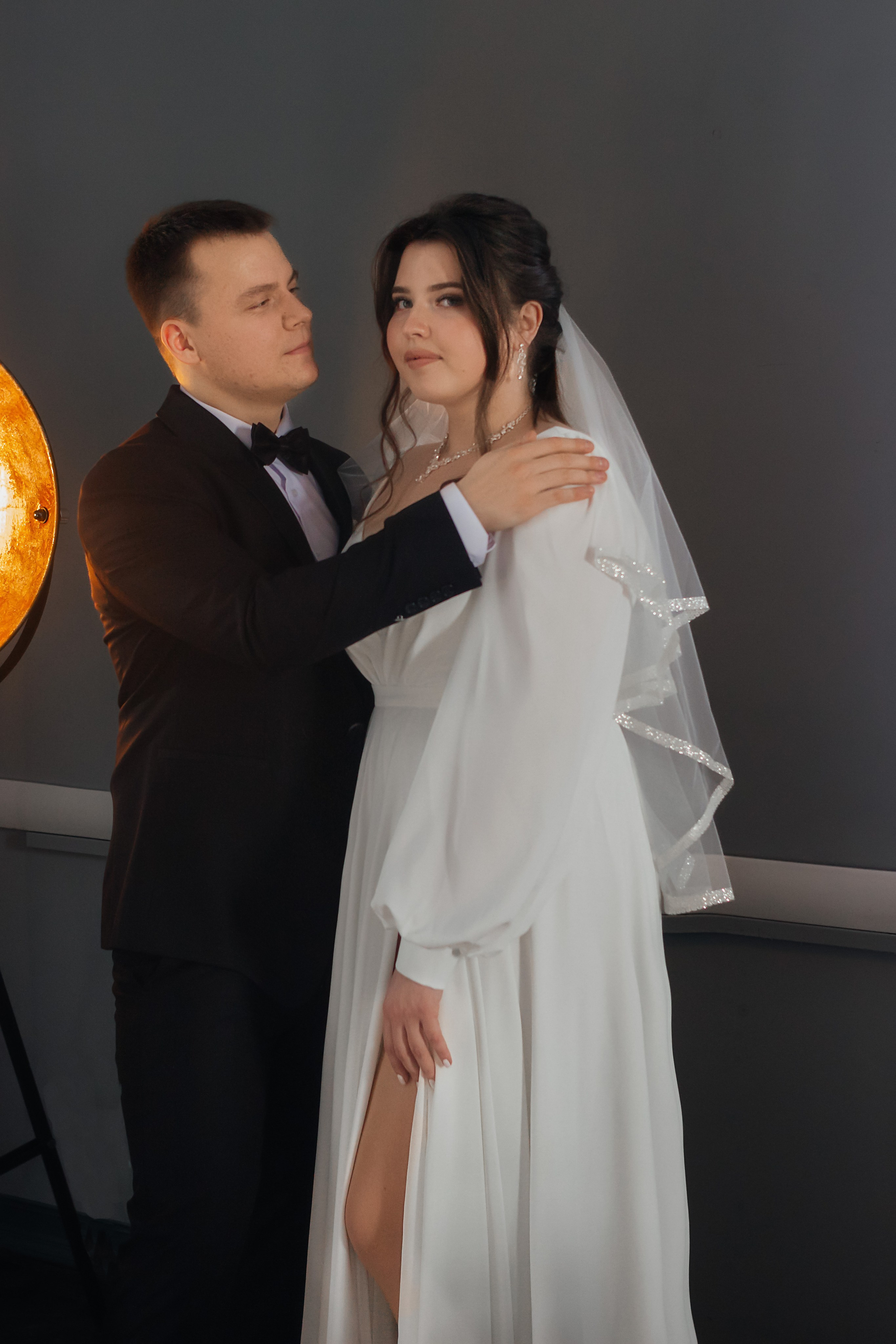 Свадебная съемка для двоих в фотостудии и в ЗАГСе. Свадебный фотограф и фотограф Love-Store в Нижнем Новгороде Анастасия